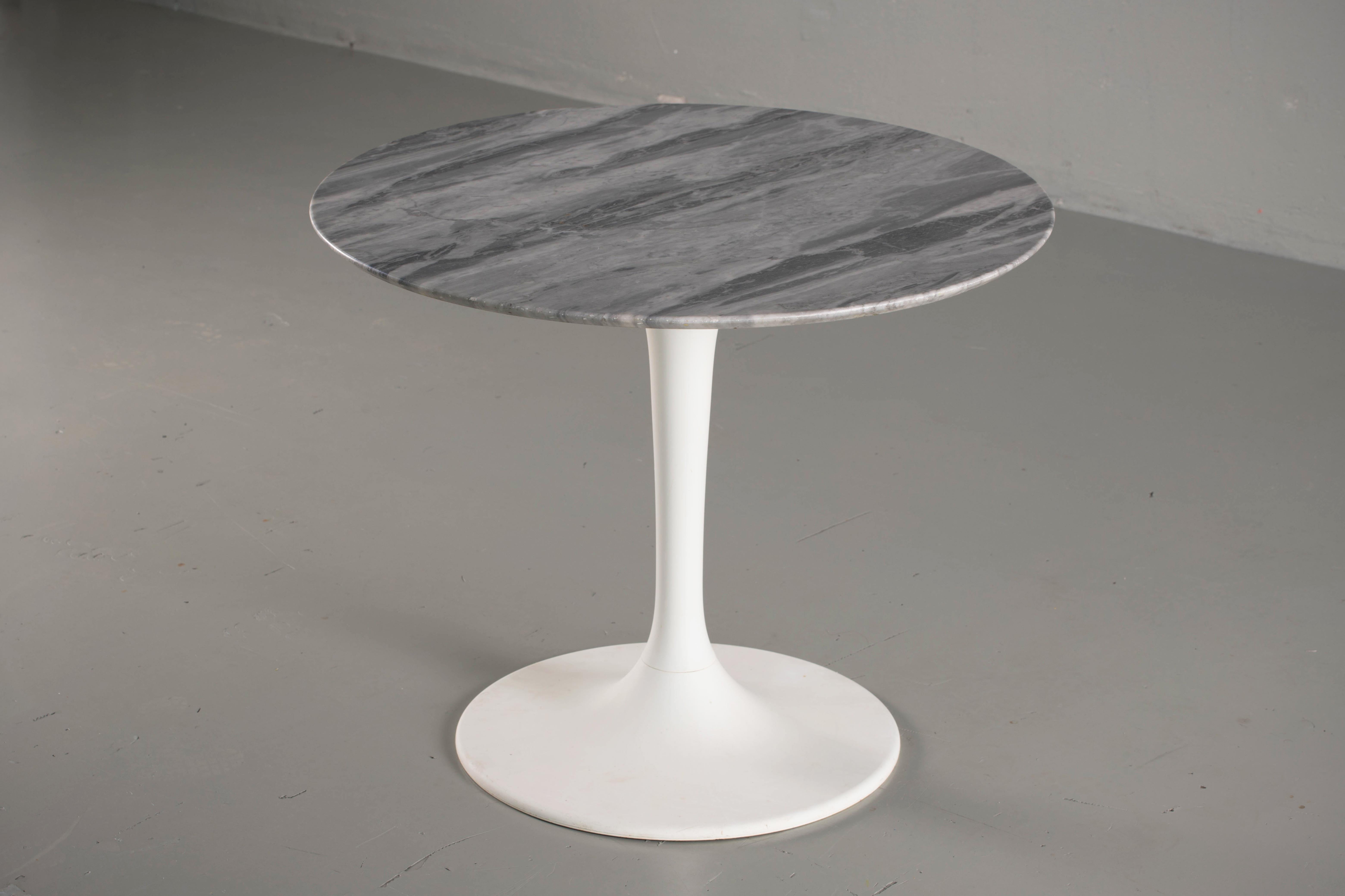 Round Marble Table, 1960 In Good Condition In Wiesbaden, DE