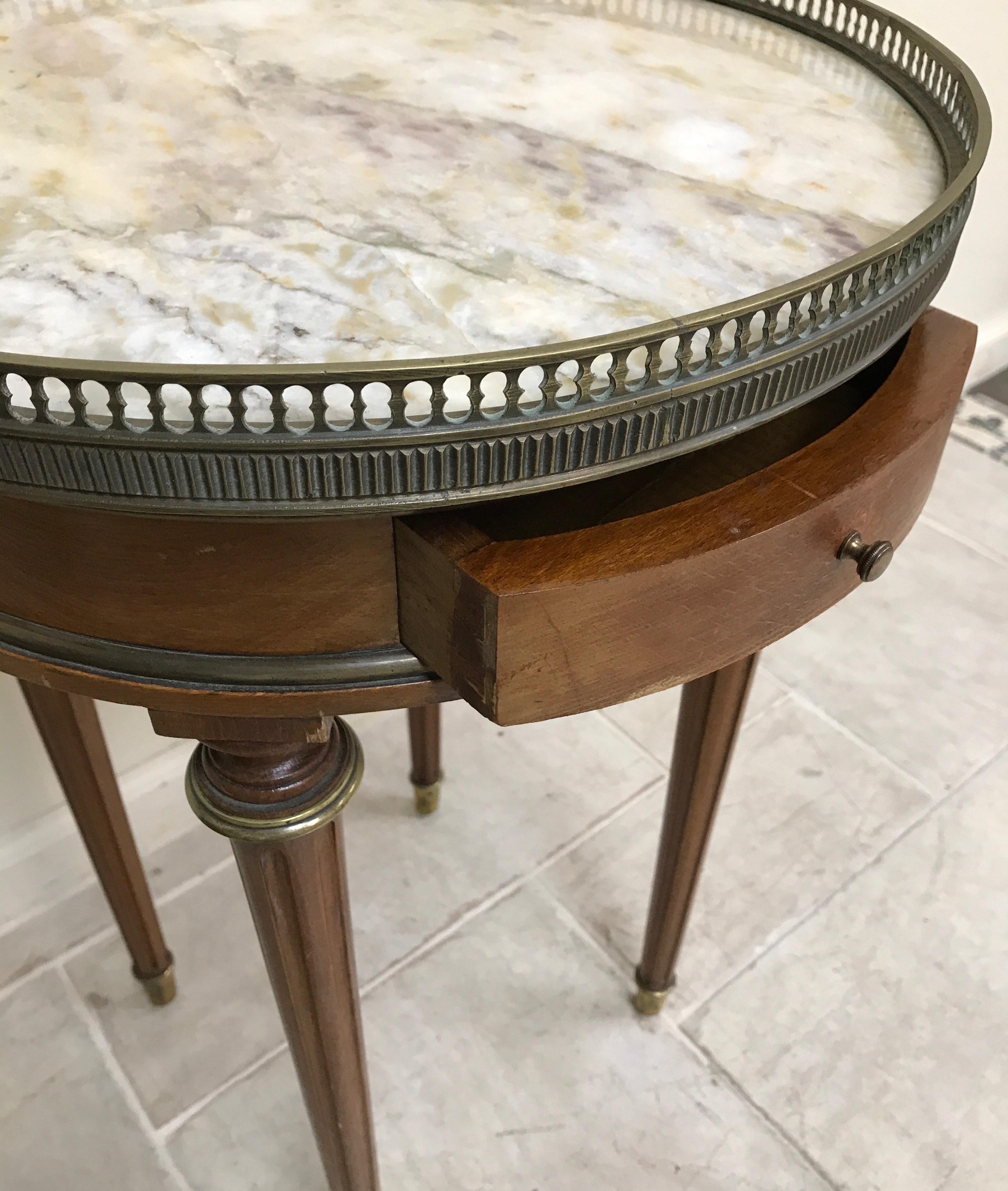 Round Marble-Top Louis XVI Bouillotte Side Table In Good Condition In West Palm Beach, FL