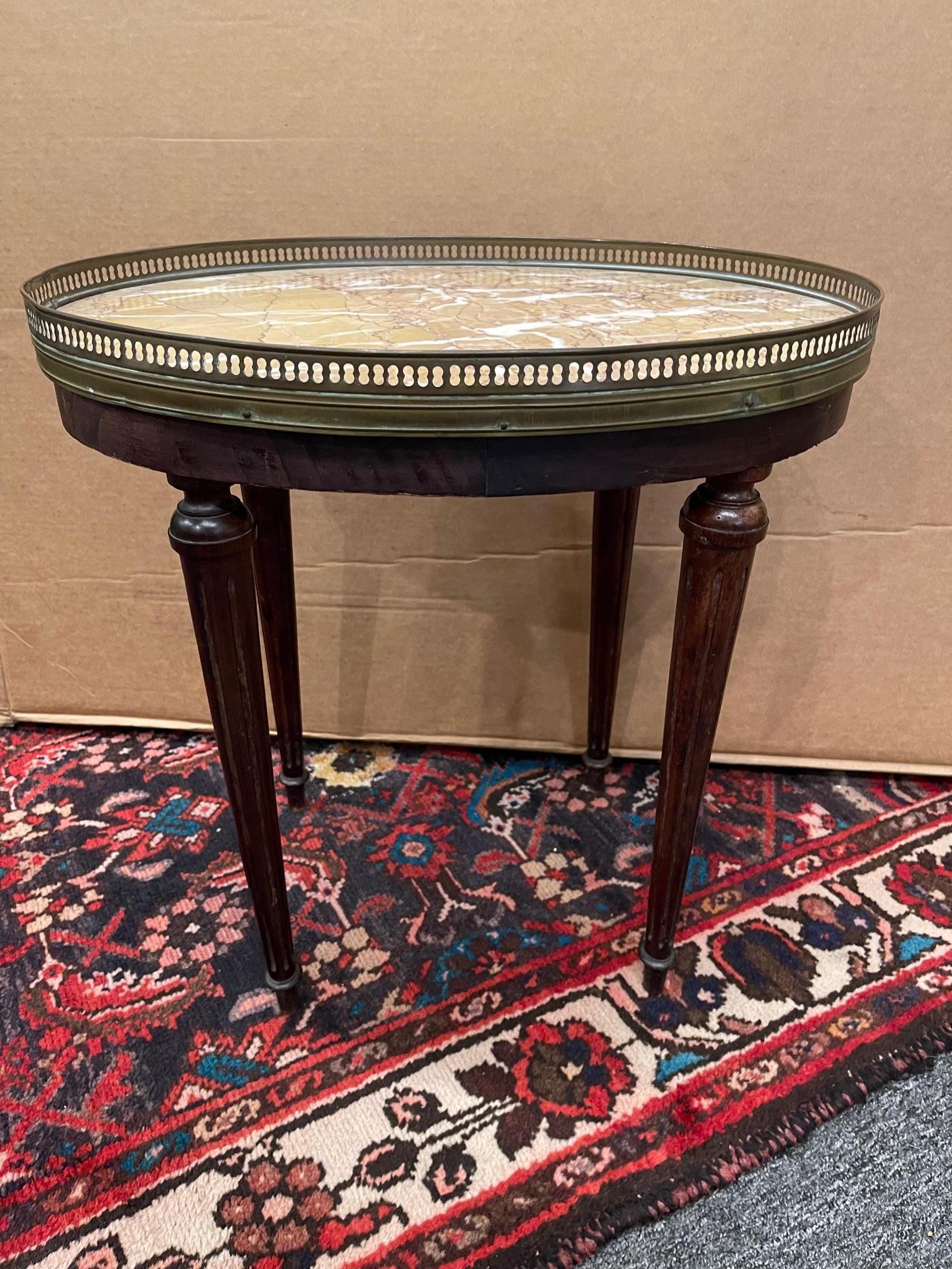 Round Marble Top Side Table with a Gallery and Reeded Legs, Late 19th Century 2