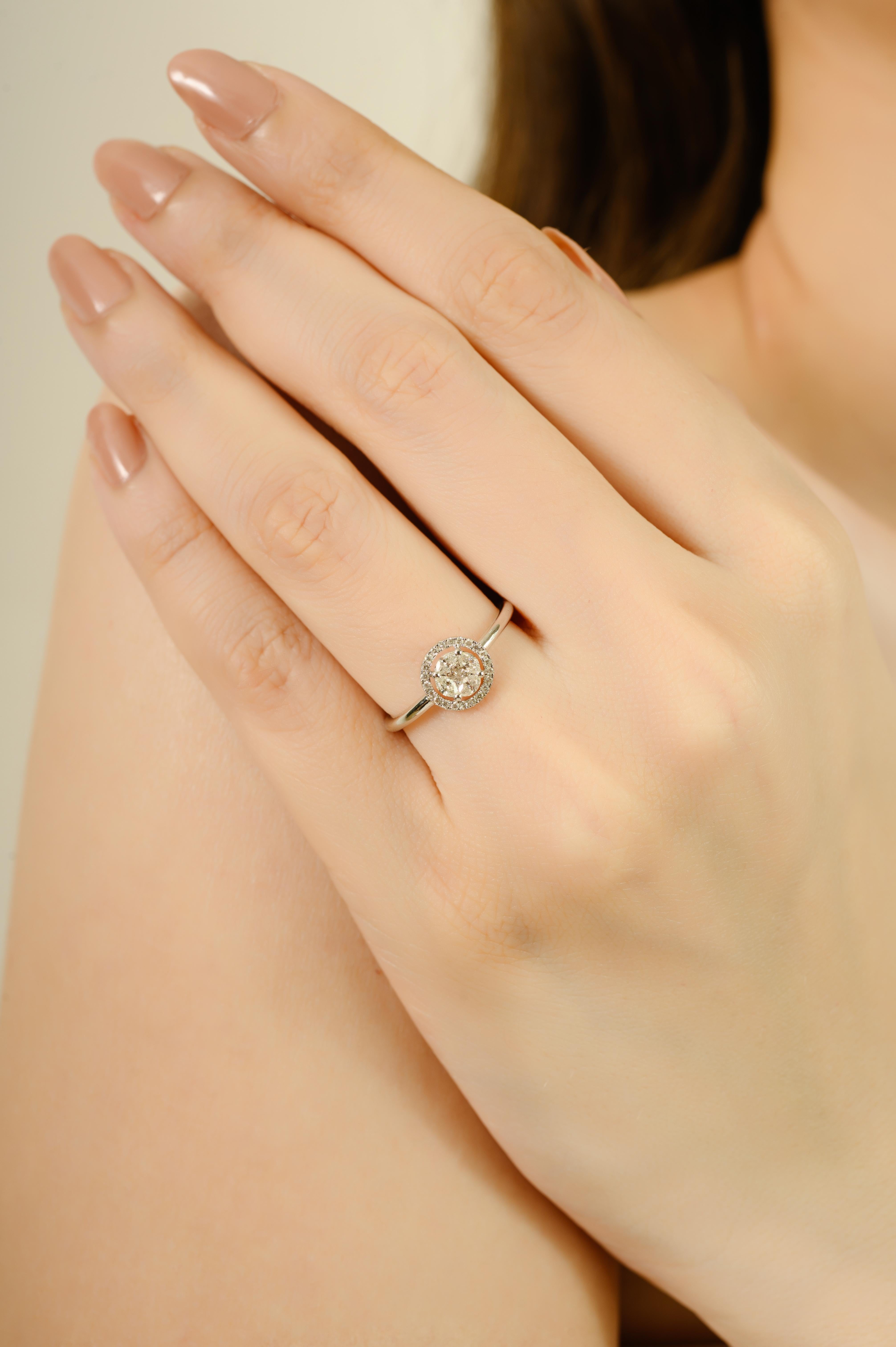 in vendita:  Anello di fidanzamento aureolato con diamante rotondo e taglio marquise in oro bianco massiccio 14 carati 4