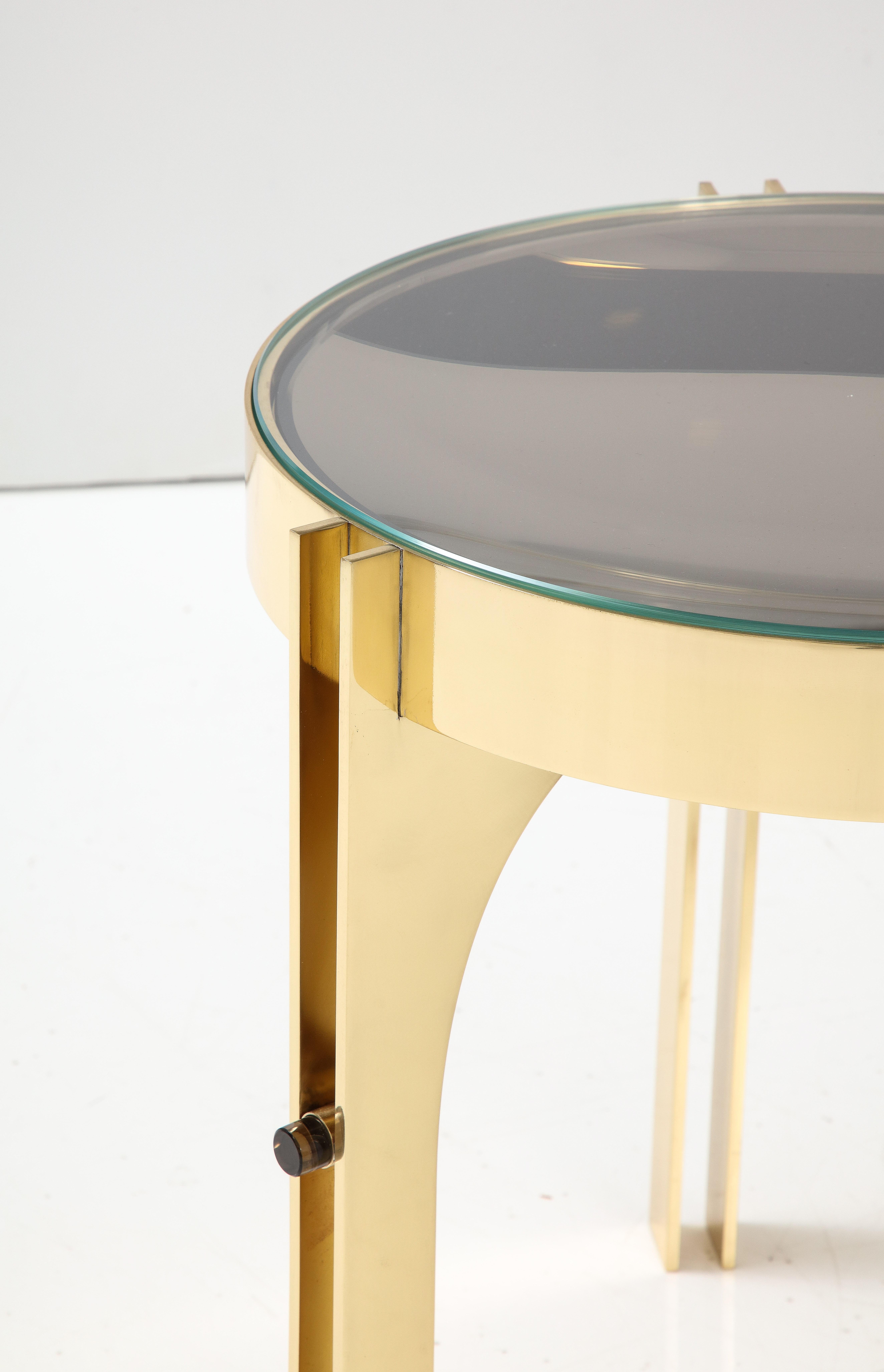 Italian Round Martini Drinks Side Table in Brass with Bronze Optical Glass, Italy For Sale