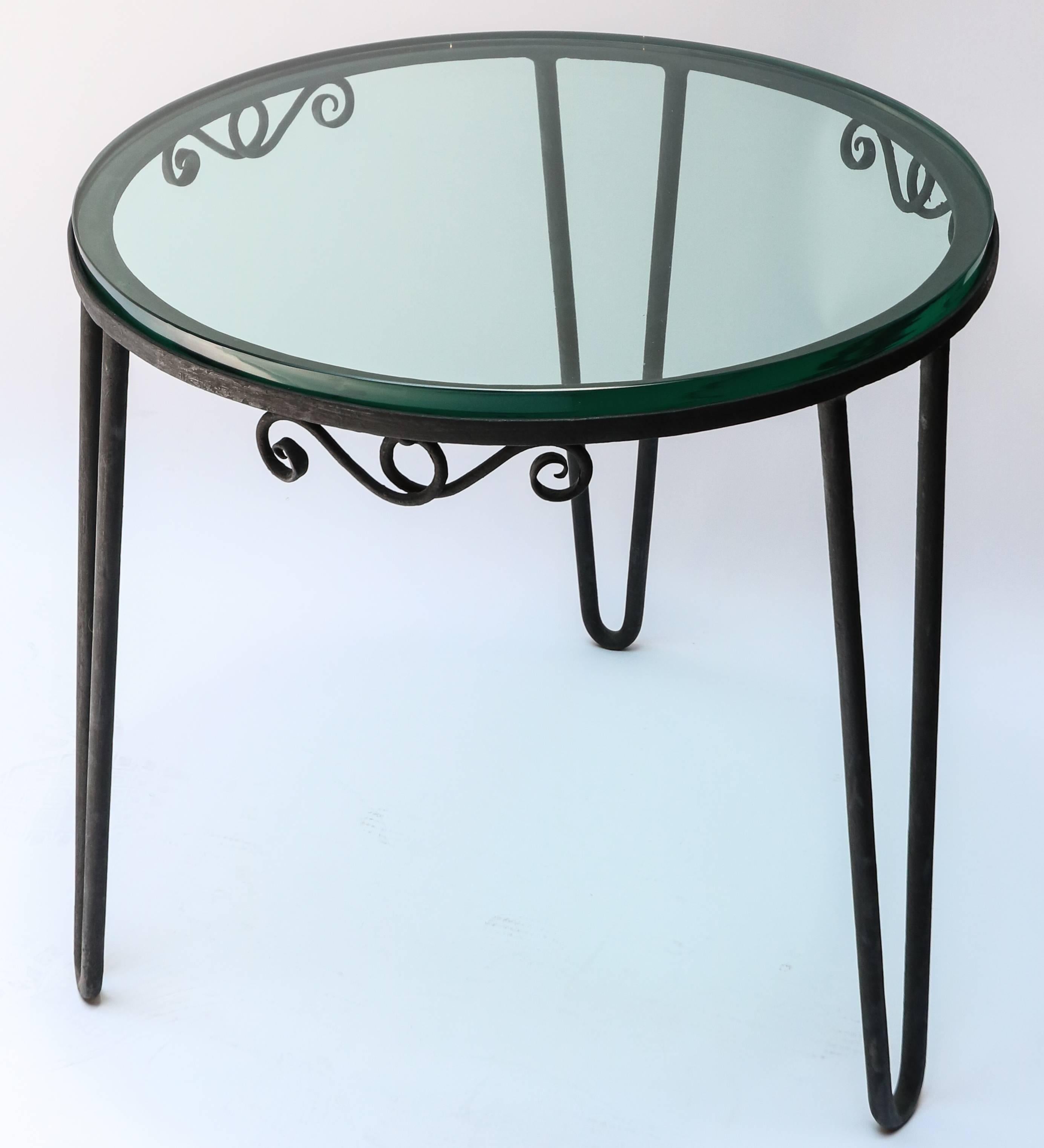 Mid-Century Modern Round Black Metal 1960s Italian Side Table with Glass Top For Sale