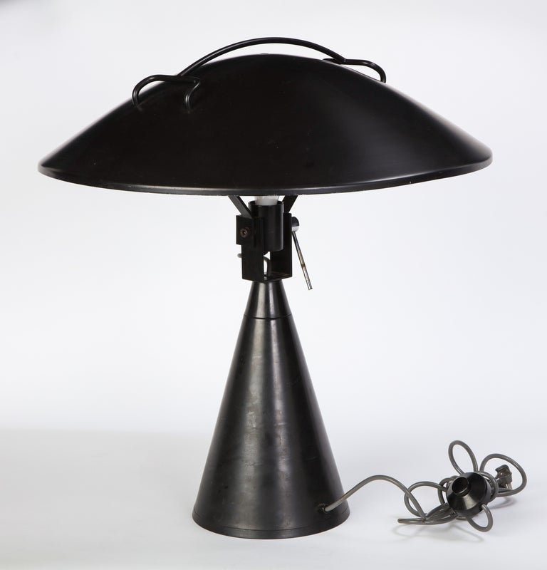 Round Metal Desk Lamp in Black, Modern For Sale at 1stdibs