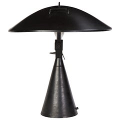 Round Metal Desk Lamp in Black, Modern