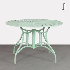 Round metal garden table, 1990s