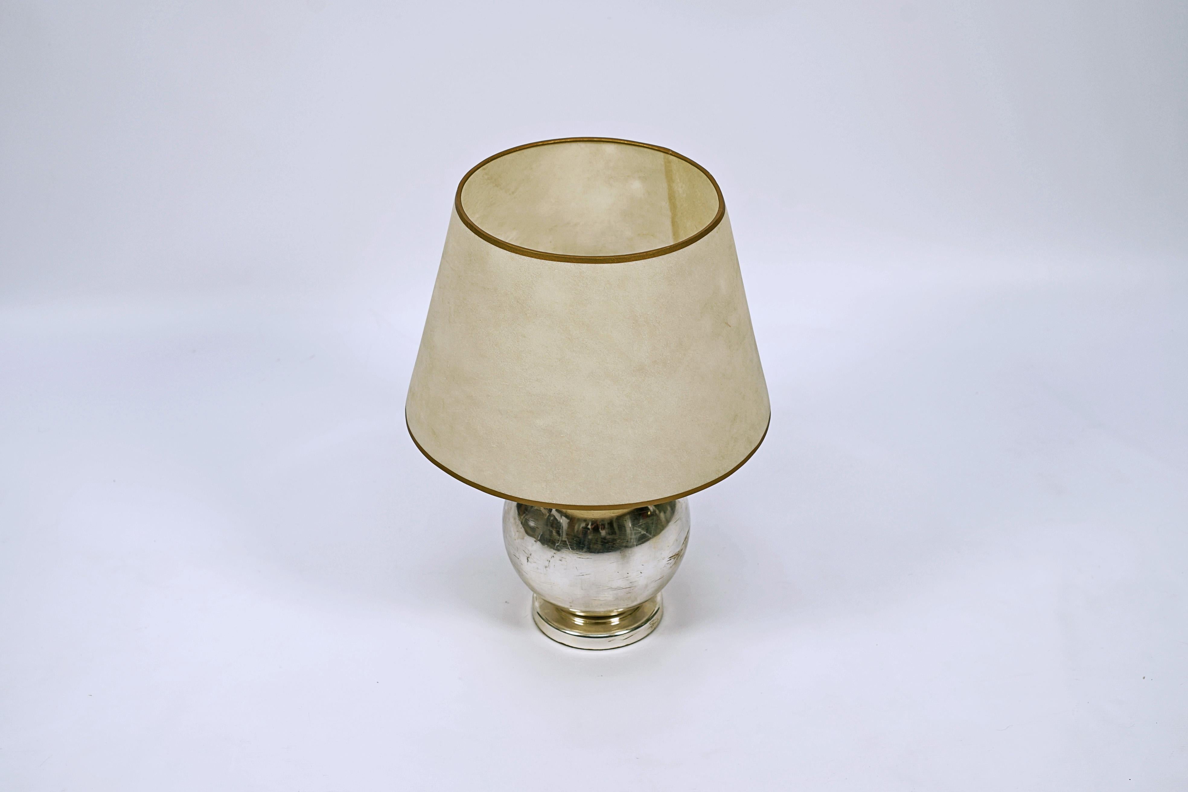 Art déco Lampe ronde en métal de Jacques Adnet en vente