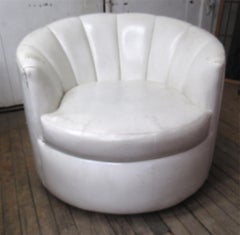 Round Mid-Century Club Chair