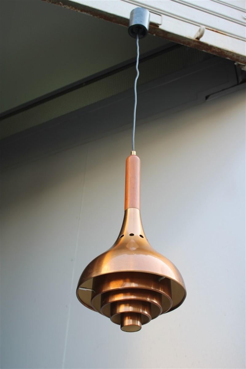 Italiano Lampada da soffitto rotonda in rame del Medioevo Sculture Minimali Lumi Milano, anni '50 in vendita