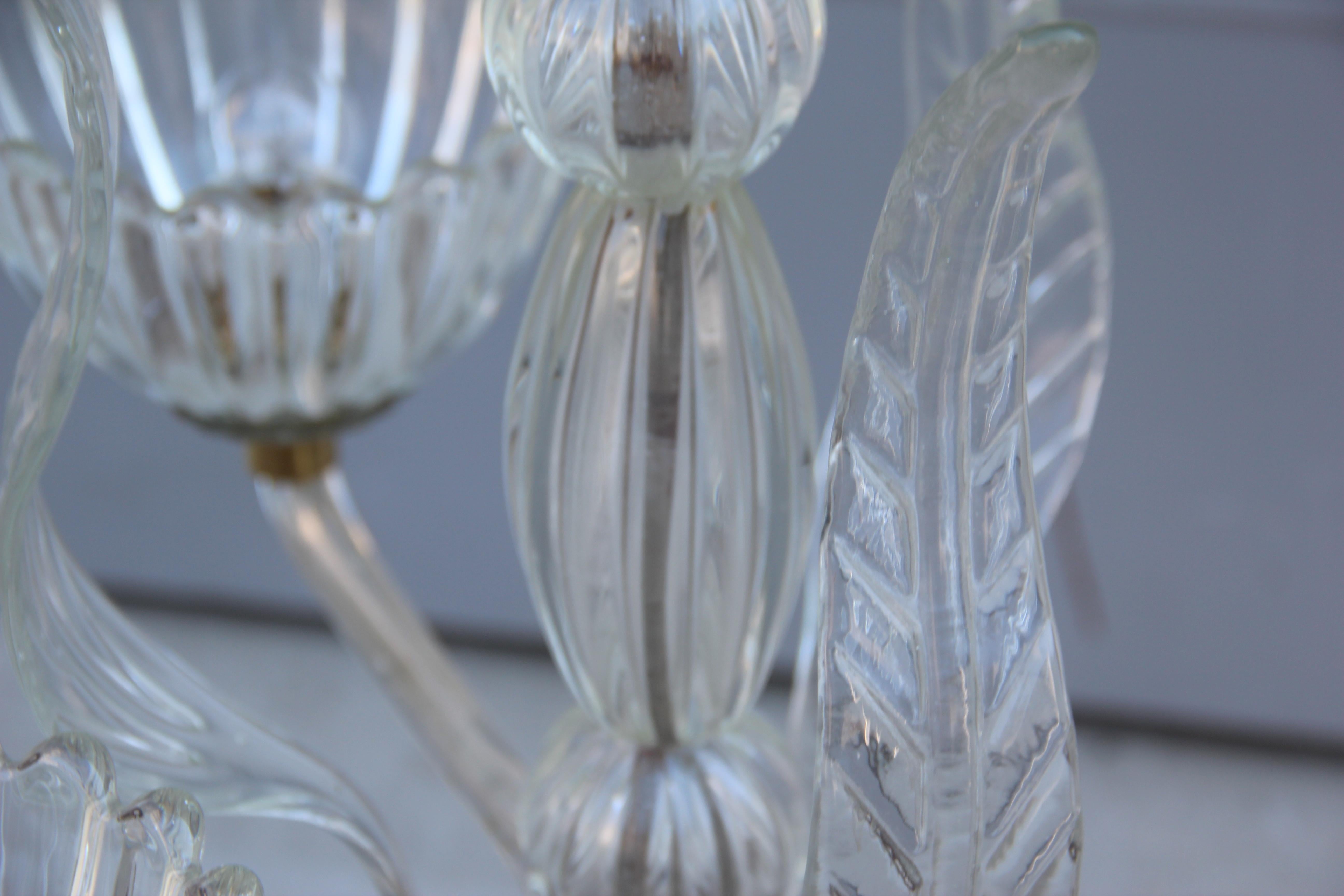 Round Midcentury Italian Chandelier Murano Glass Brass Parts 1950s Barovier For Sale 4