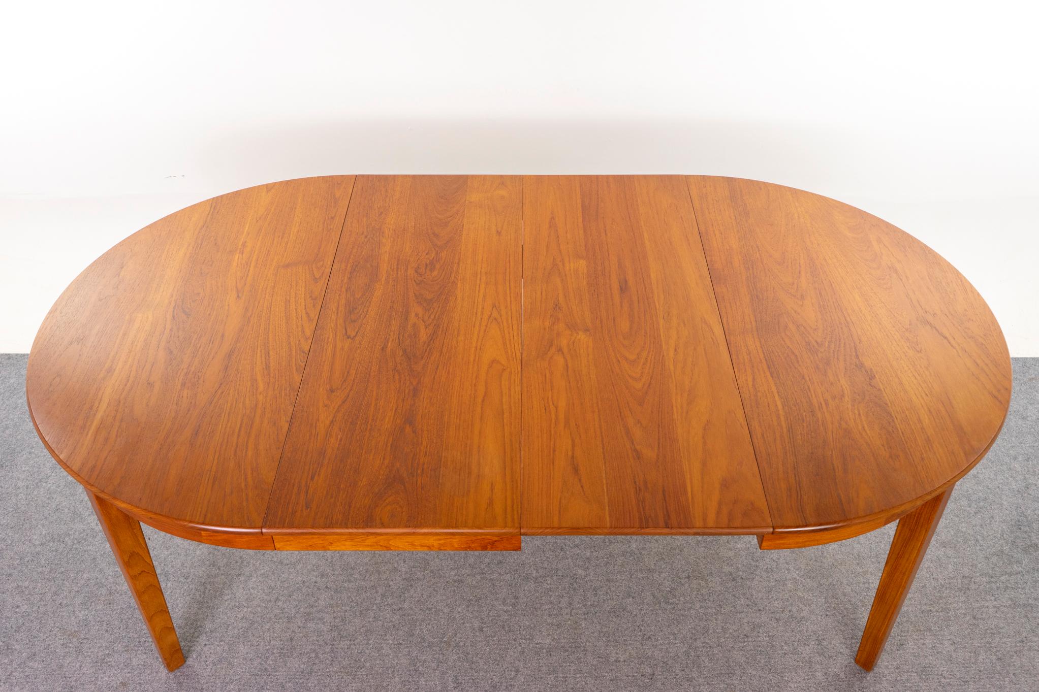 Danish Round Mid-Century Modern Solid Teak Dining Table For Sale