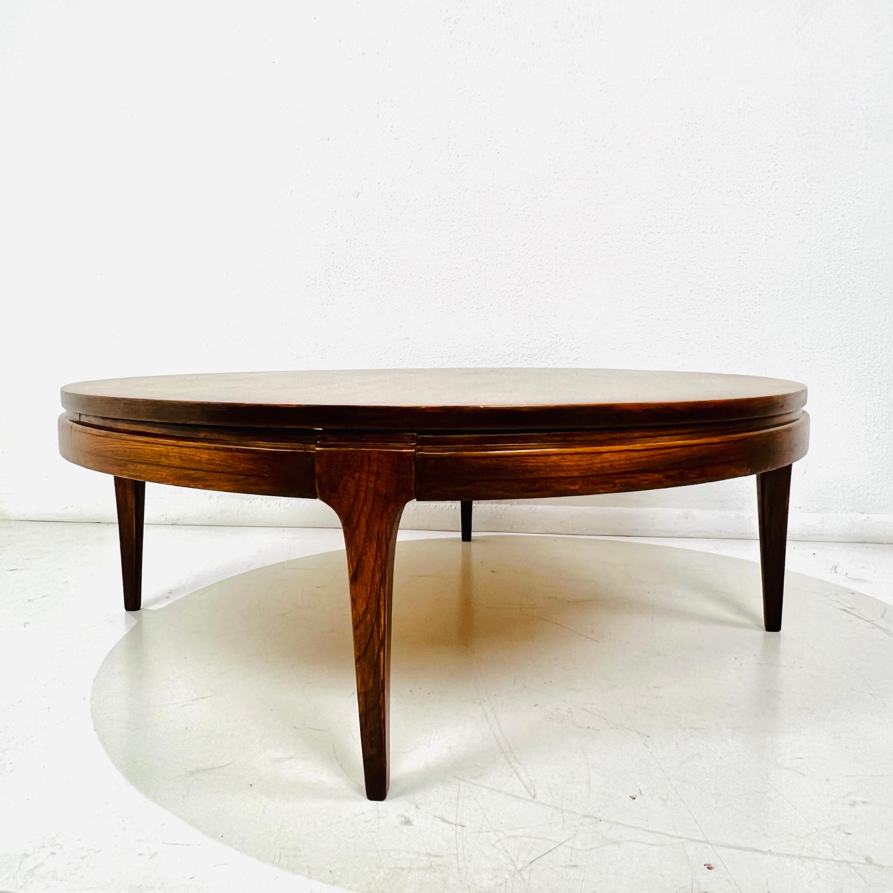 Round Mid Century Modern Walnut Coffee Table For Sale 9