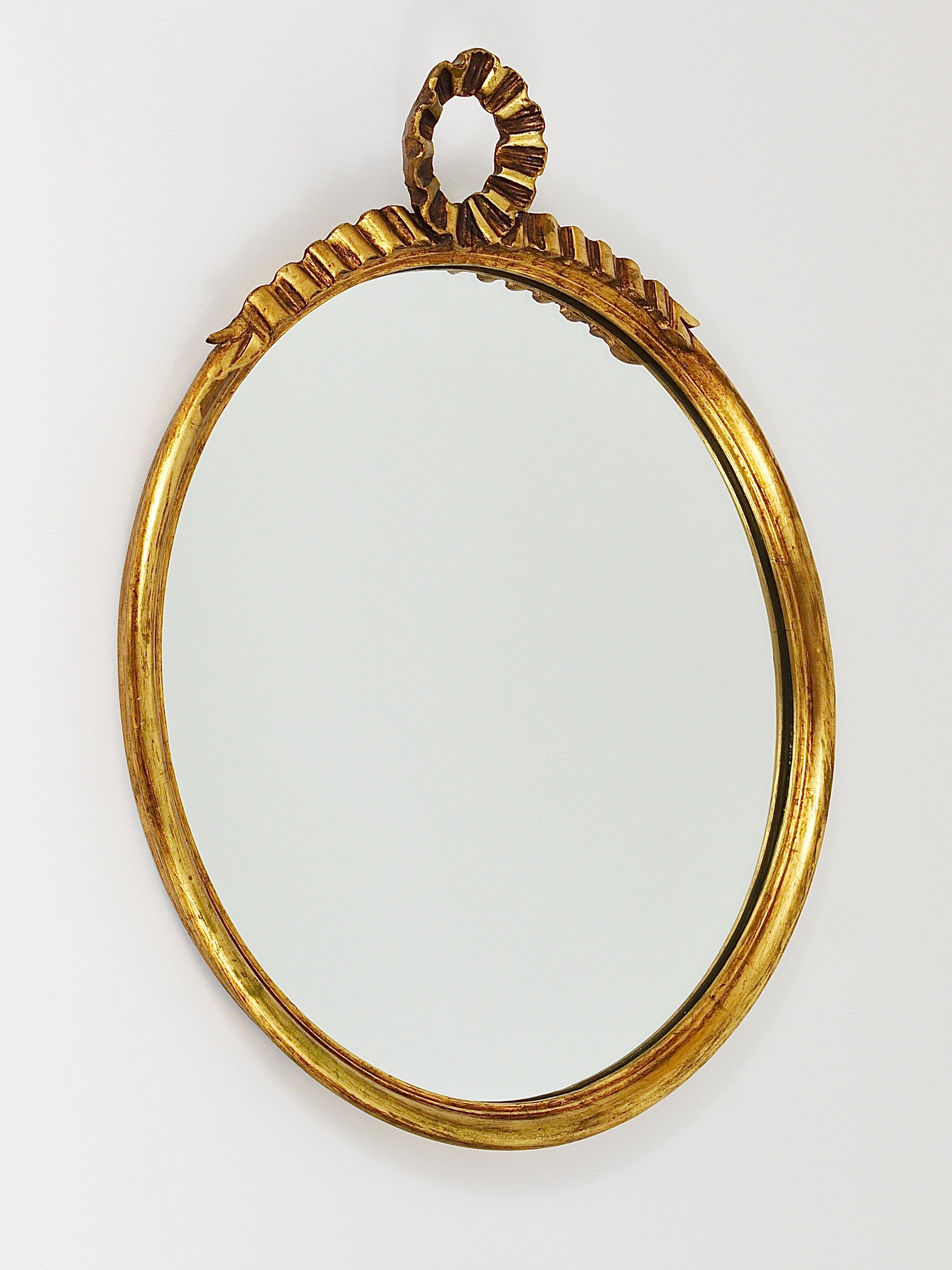 Italian Round Midcentury Gilt Wood Wall Mirror, C. Allodi & G. Subelli, Italy, 1950s For Sale