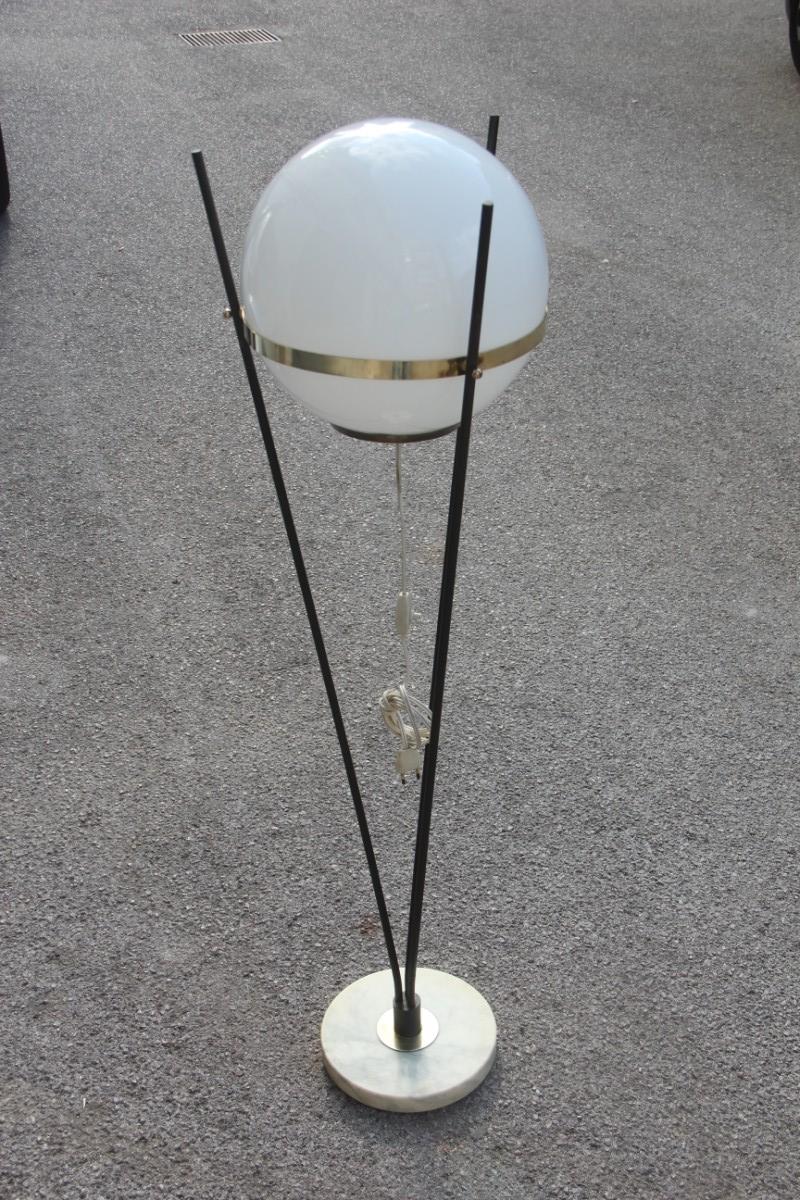 Round Midcentury Italian Floor Lamp Brass Metal Glass Ball Stilnovo Design, 1950 3