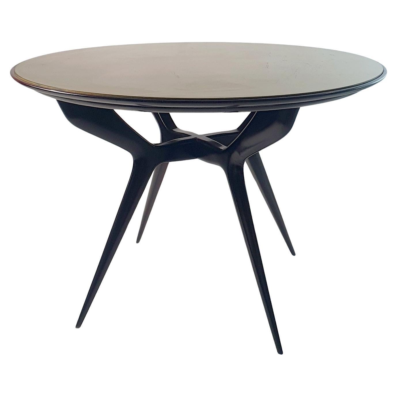 Round Midcentury Spider Leg Dining Table  For Sale