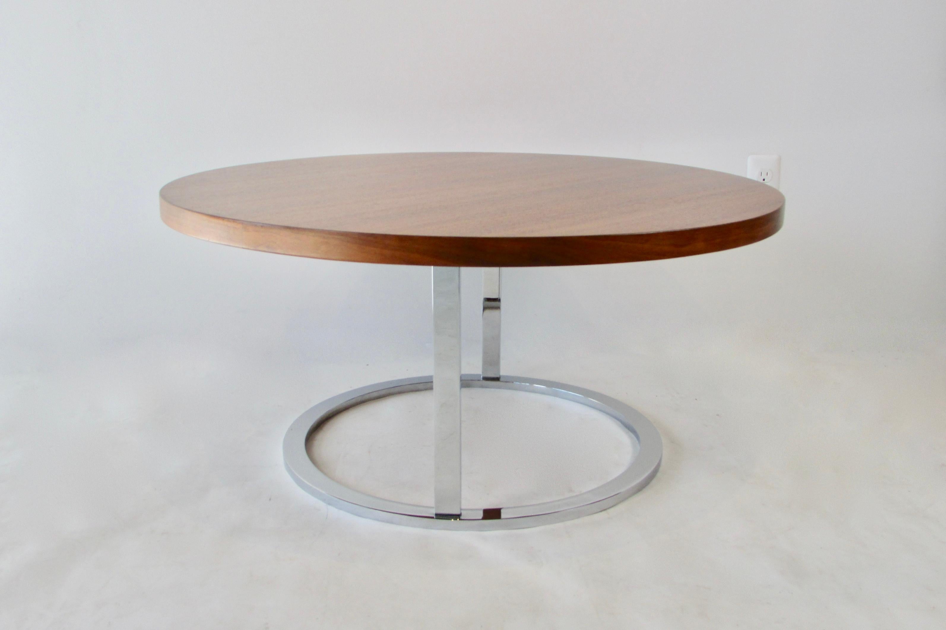 Mid-Century Modern Round Milo Baughman Style Walnut Coffee Table