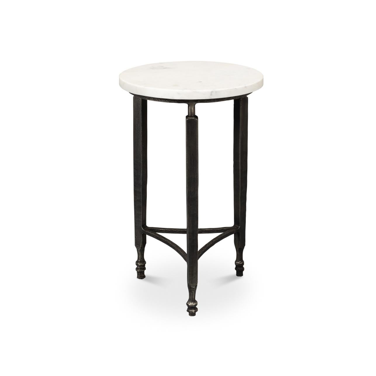 Minimaliste Table d'appoint ronde minimaliste en marbre en vente