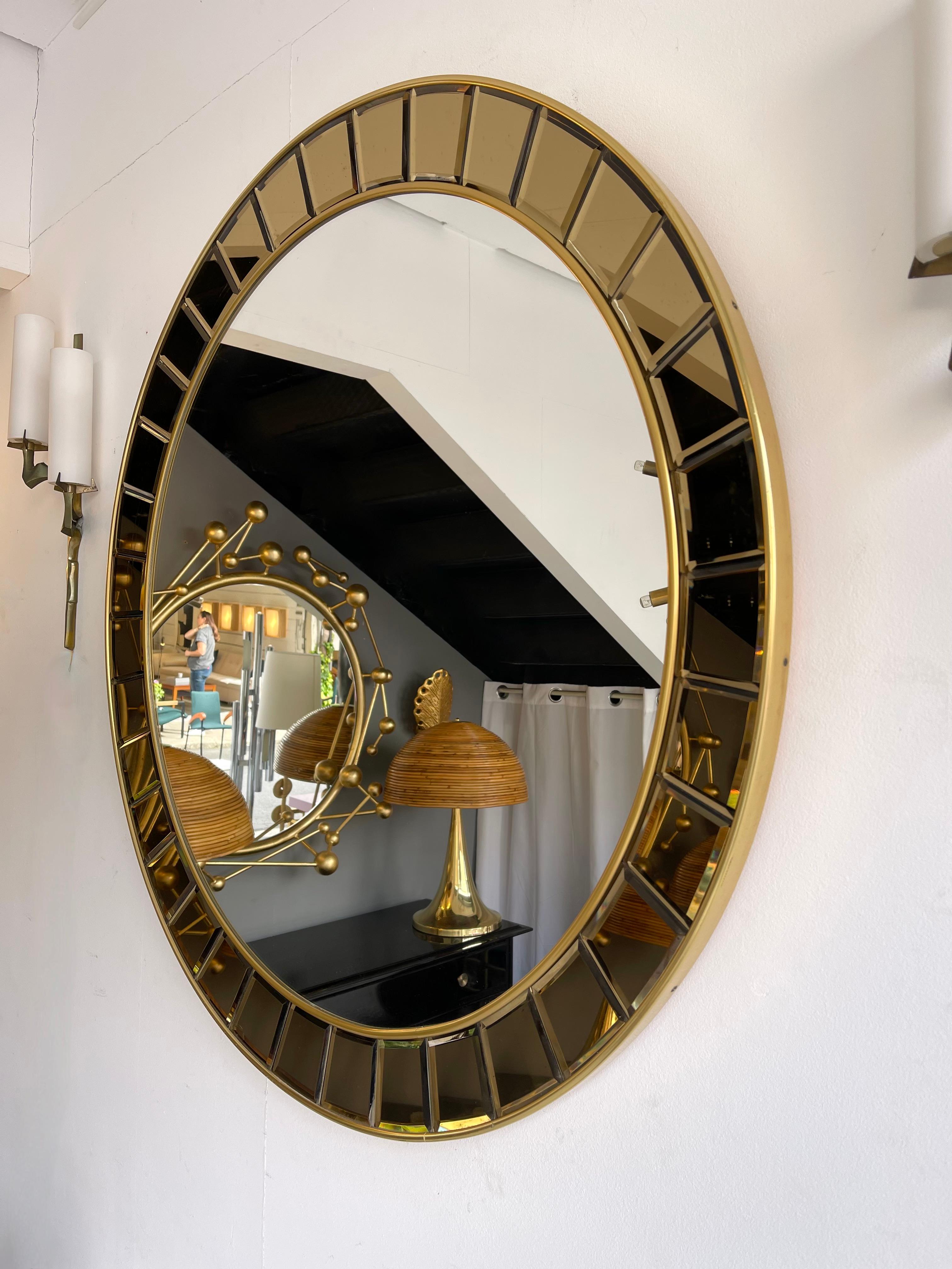 Round Mirror Brass and Colored Glass by Cristal Art, Italy, 1960s In Good Condition In SAINT-OUEN, FR