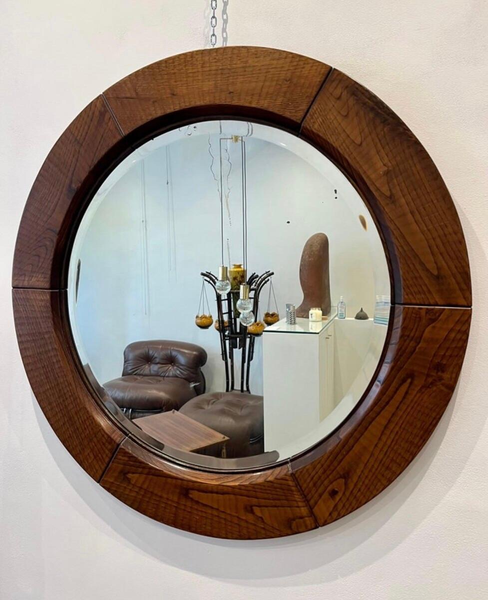 Round Mirror by Giuseppe Rivadossi, 1970s, Italy - Wood In Good Condition For Sale In Brussels, BE