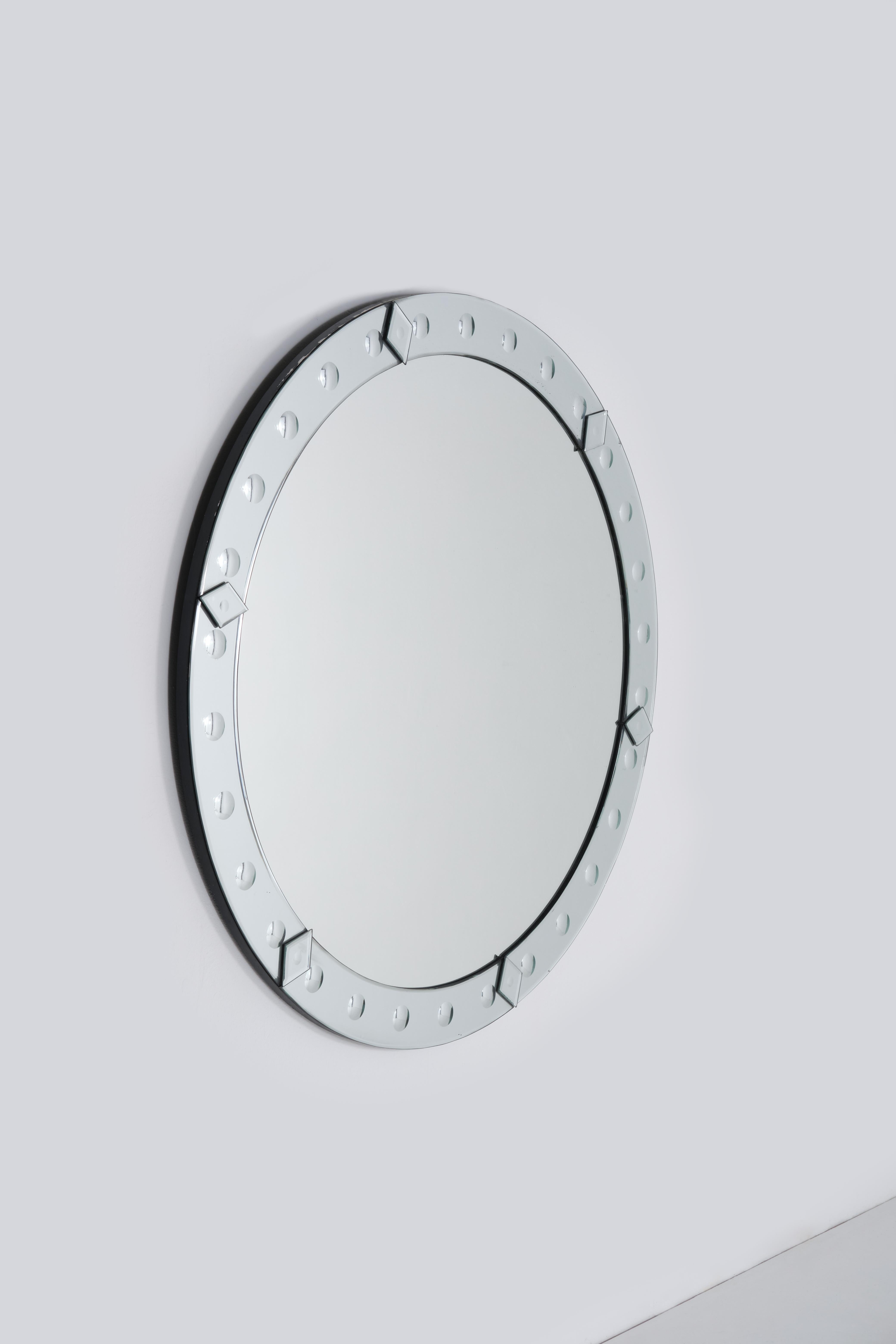 Runder Spiegel, geschaffen von Cristal Art – Italienisches Design, 1960er Jahre im Zustand „Relativ gut“ im Angebot in Milan, IT