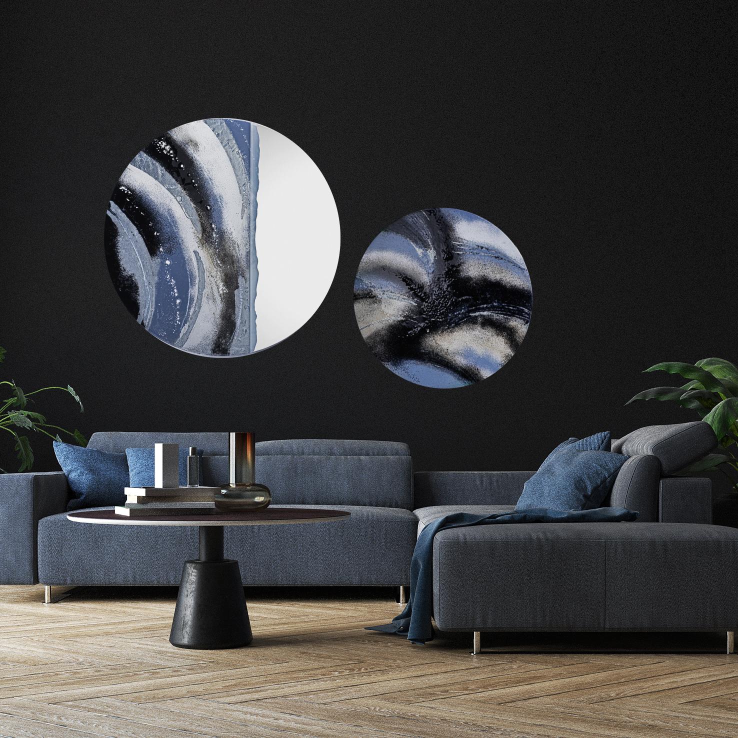 Contemporary and modern round mirror with Murano kind handmade glass colored using metal oxides in white, black, gray and liquid metal in gold color. Limited collection signed by Edith Baranska showed for the first time in Milan 2019. Each piece is