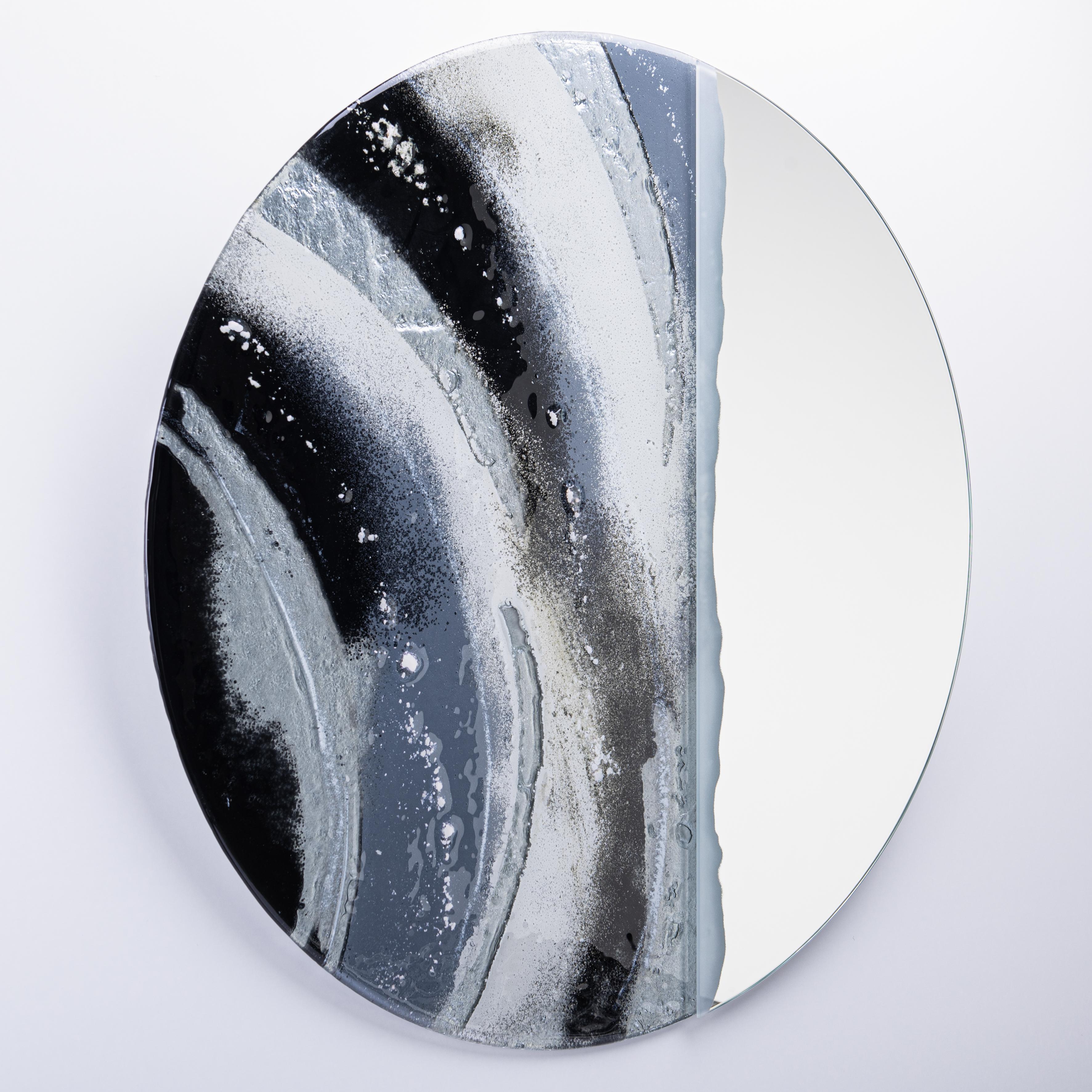 Polish Round Mirror Moon Shadow with Murano Kind Glass in Black, White, Gray
