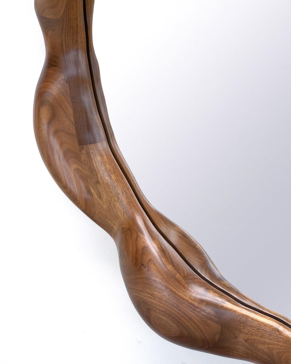 German Round Mirror with Walnut Wood Frame, Smooth Finish by Alexander Knysch For Sale