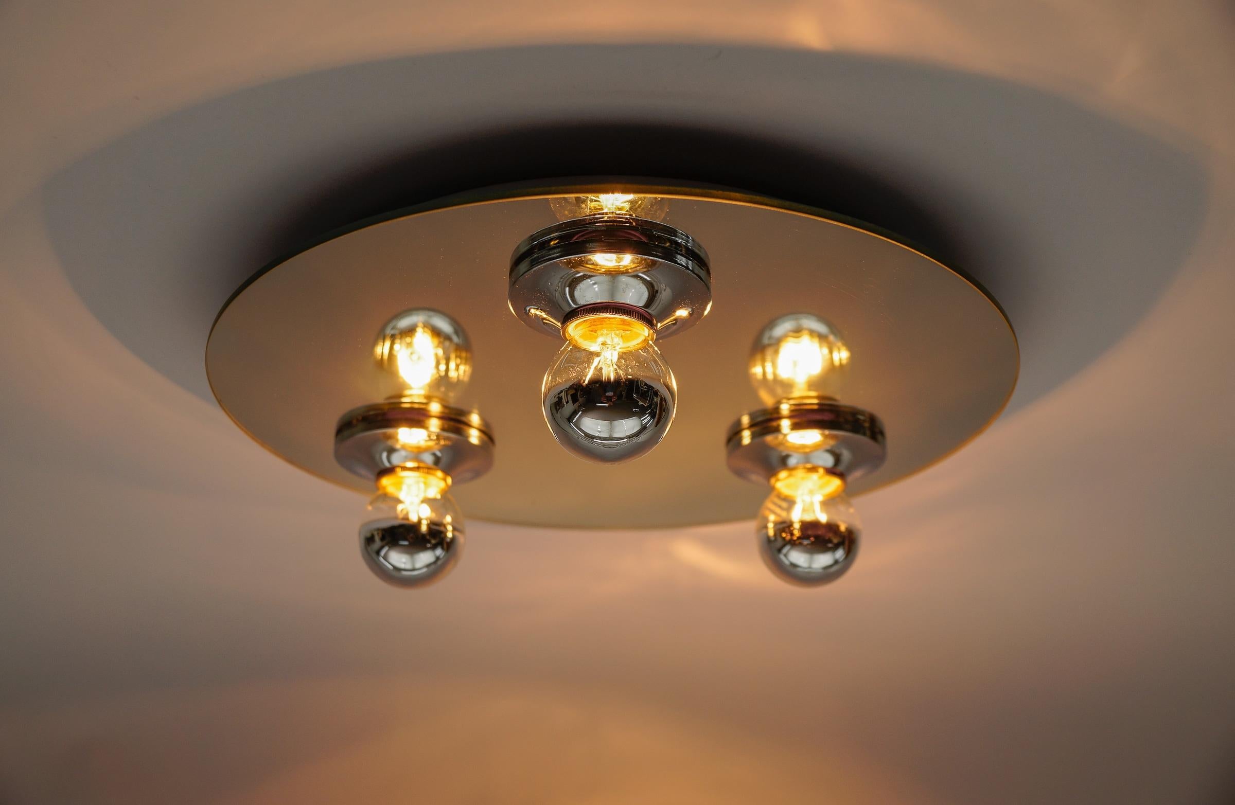 Round Mirrored Ceiling Lamp, 1970s Italy For Sale 3
