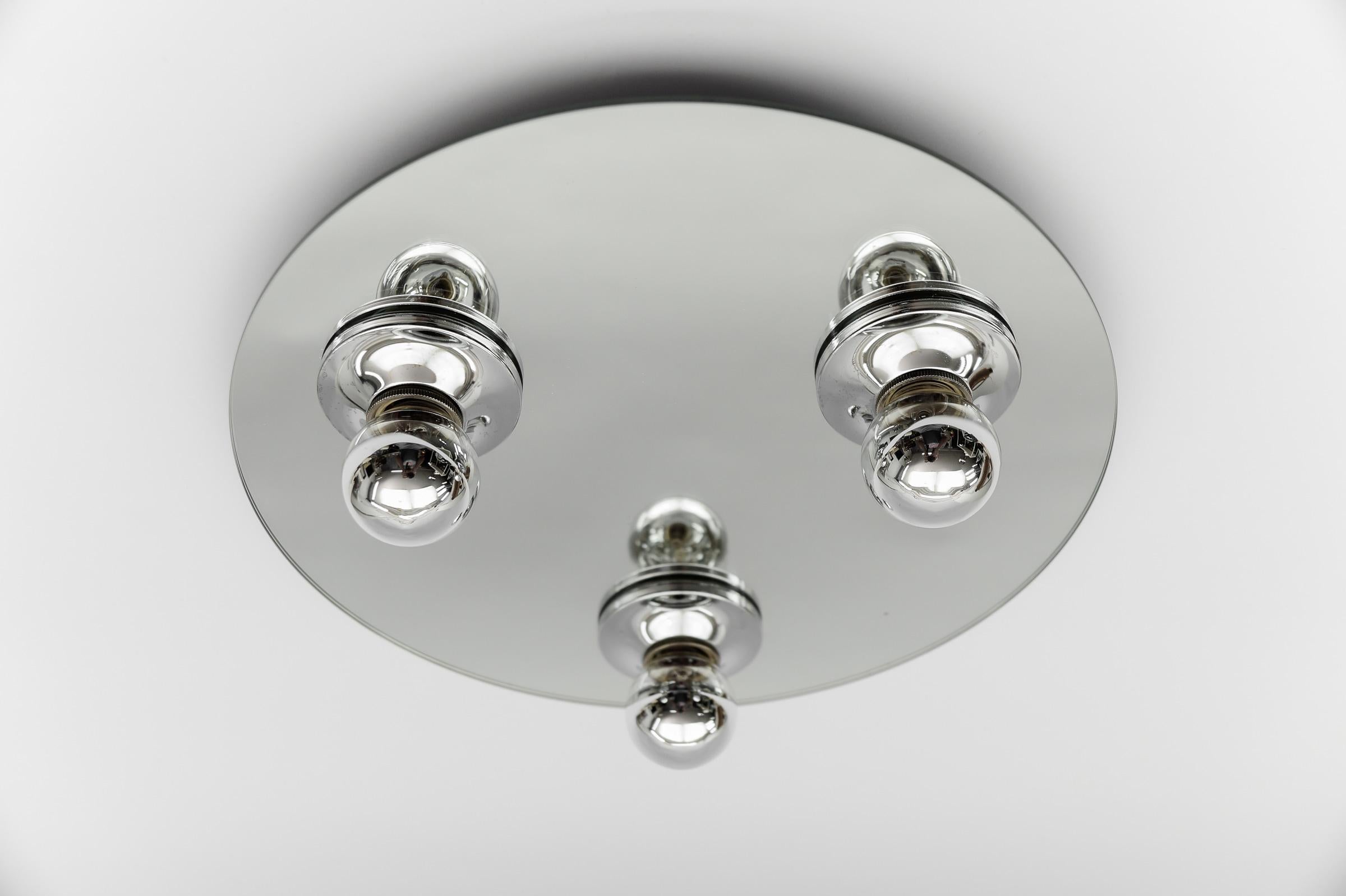 Round Mirrored Ceiling Lamp, 1970s Italy For Sale 4