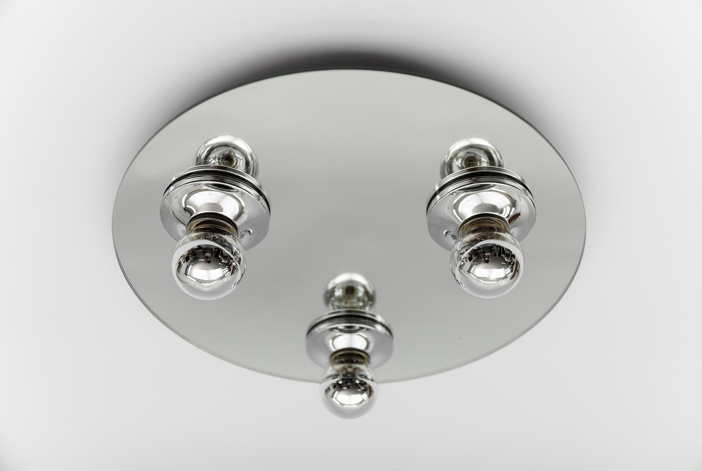 Late 20th Century Round Mirrored Ceiling Lamp, 1970s Italy For Sale