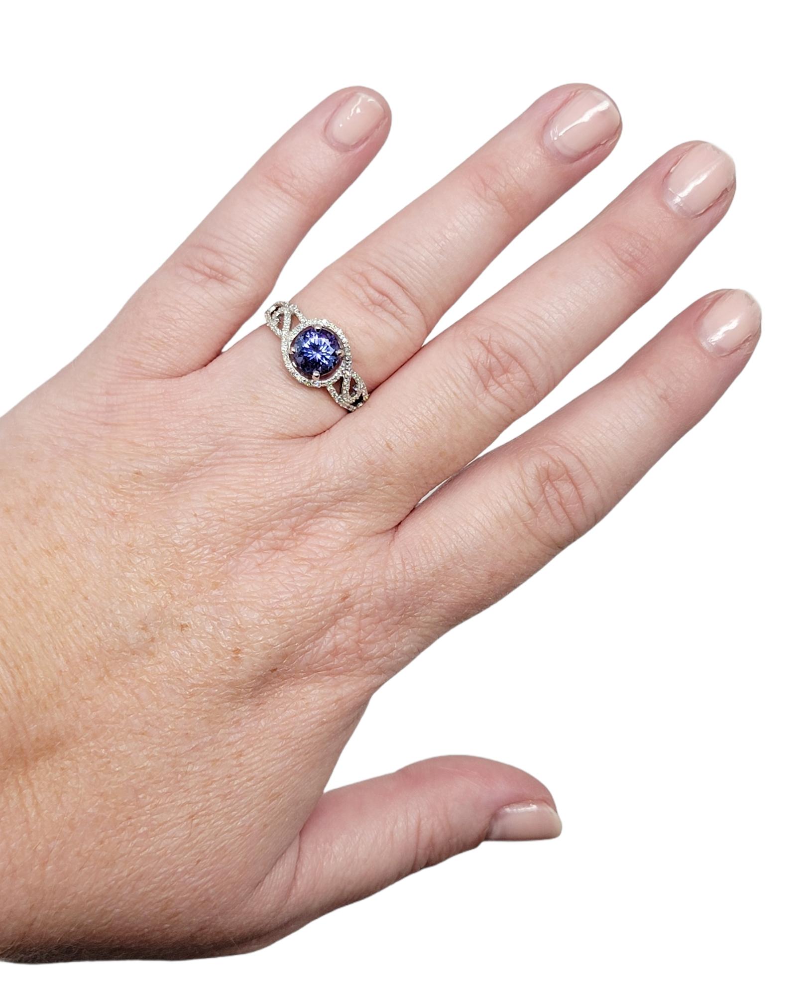 Round Mixed Cut Tanzanite and Diamond Halo Solitaire Band Ring in 18 Karat Gold For Sale 5