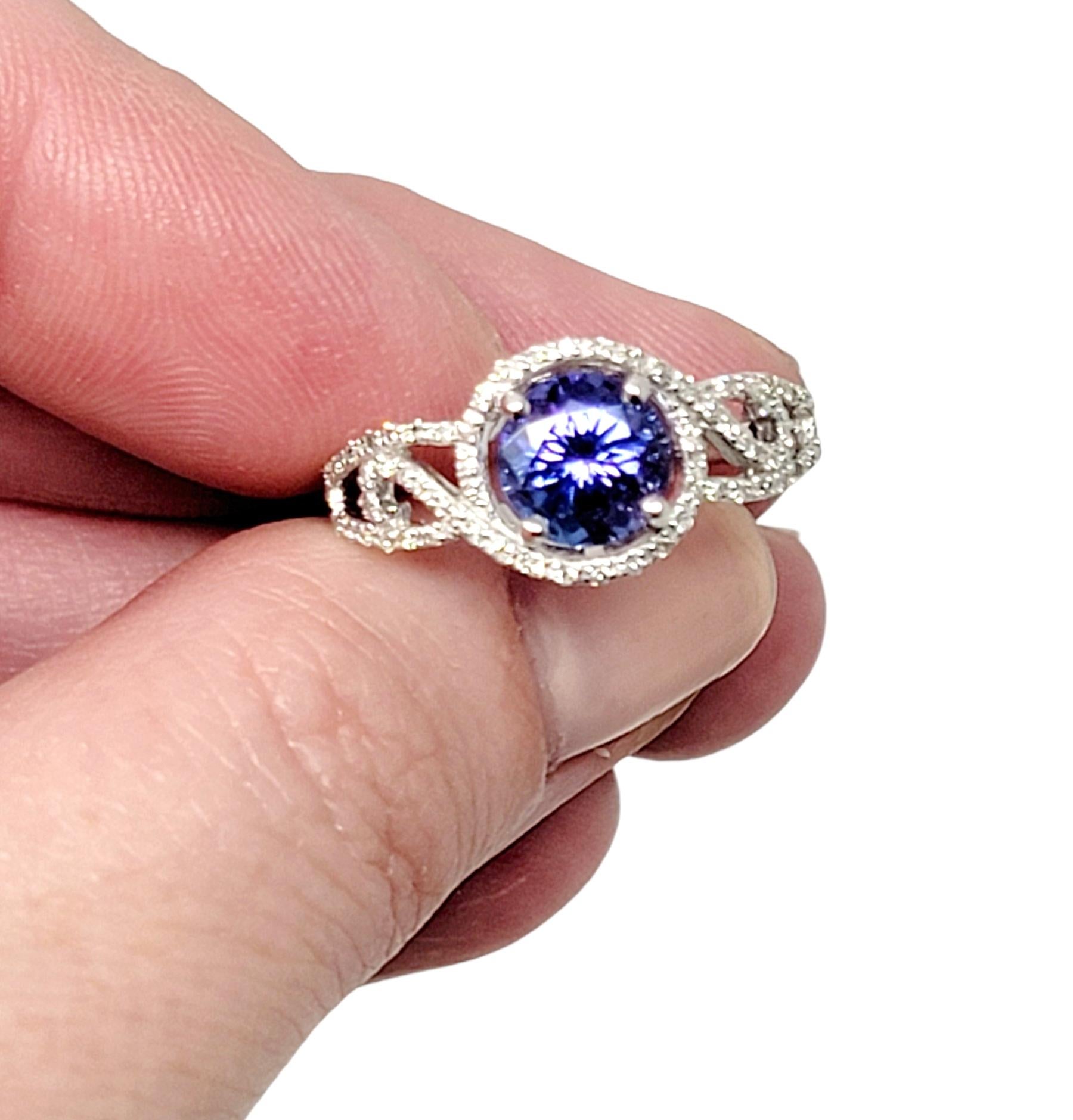 Round Mixed Cut Tanzanite and Diamond Halo Solitaire Band Ring in 18 Karat Gold For Sale 1