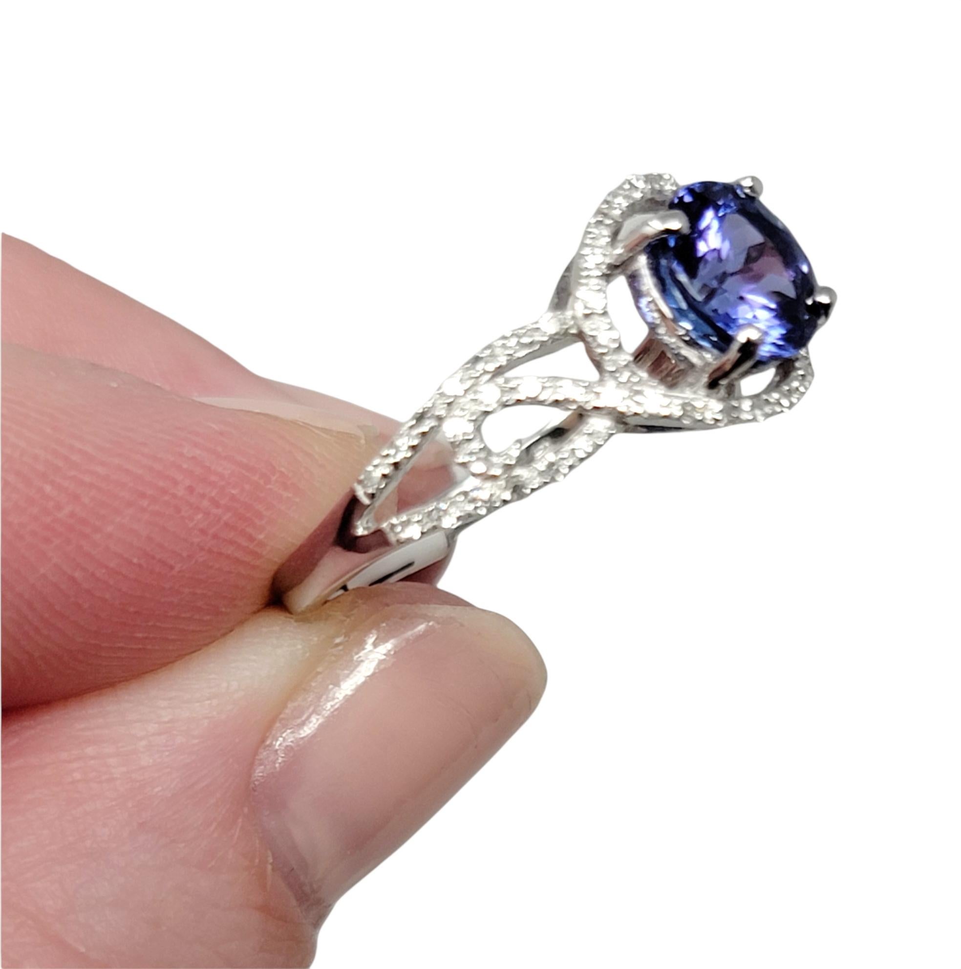 Round Mixed Cut Tanzanite and Diamond Halo Solitaire Band Ring in 18 Karat Gold For Sale 2