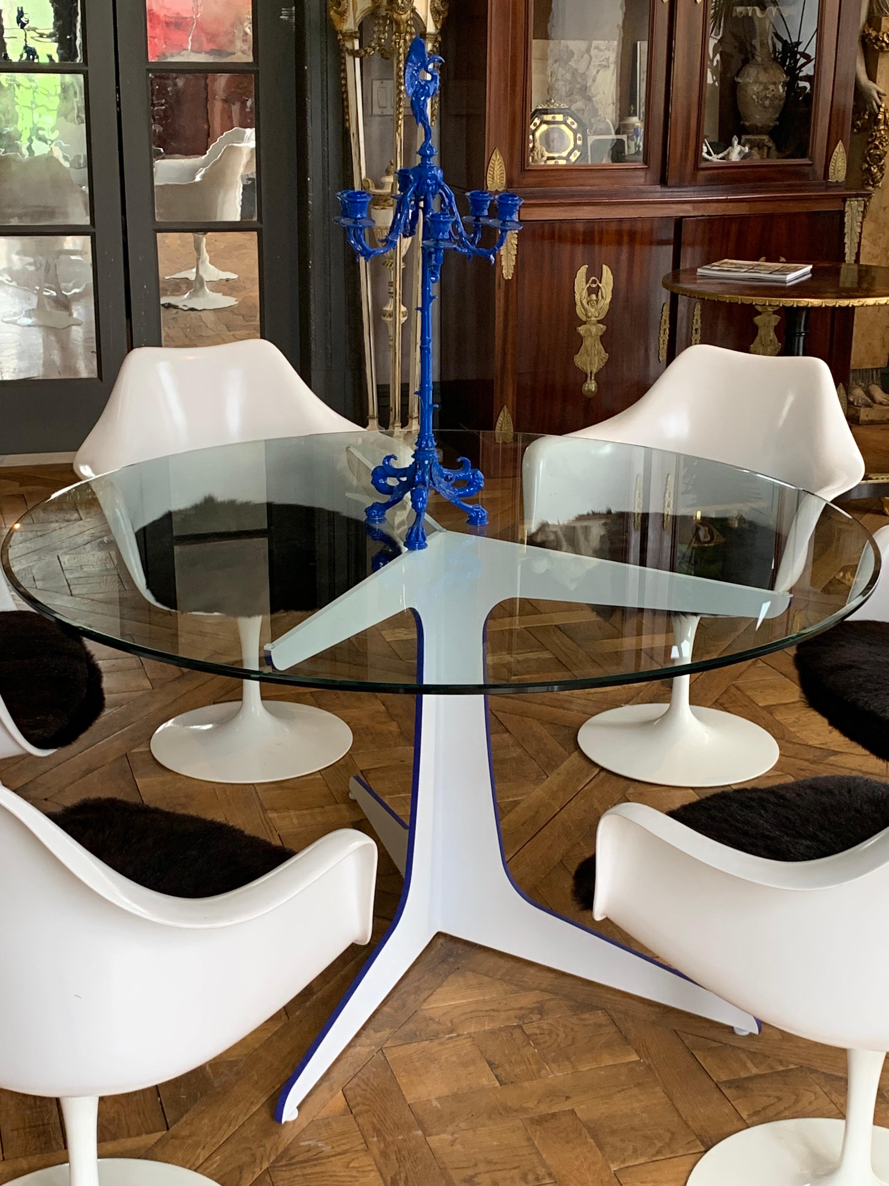 Contemporary Modern 3 Legged  Glass Top Dining Table For Sale