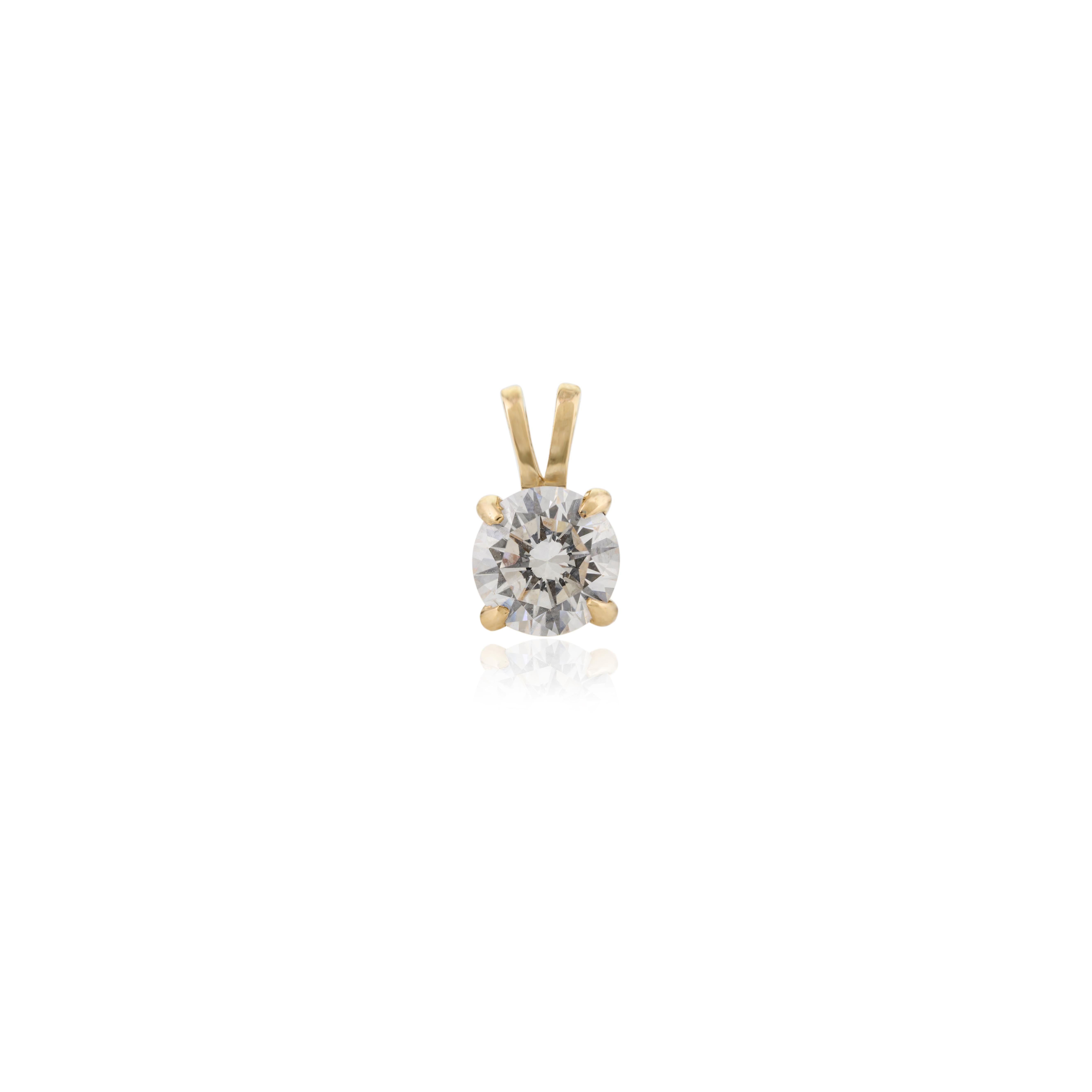 Modern Round Moissanite Brilliant Solitaire Pendant in 14k Solid Yellow Gold for Mom For Sale