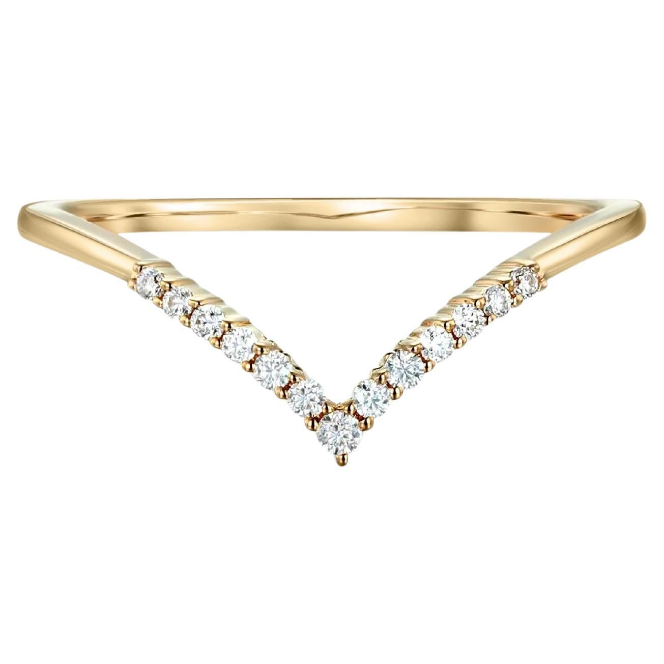 Round moissanite Chevron 14k gold ring