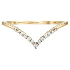 Anello in oro 14k con moissanite rotonda Chevron