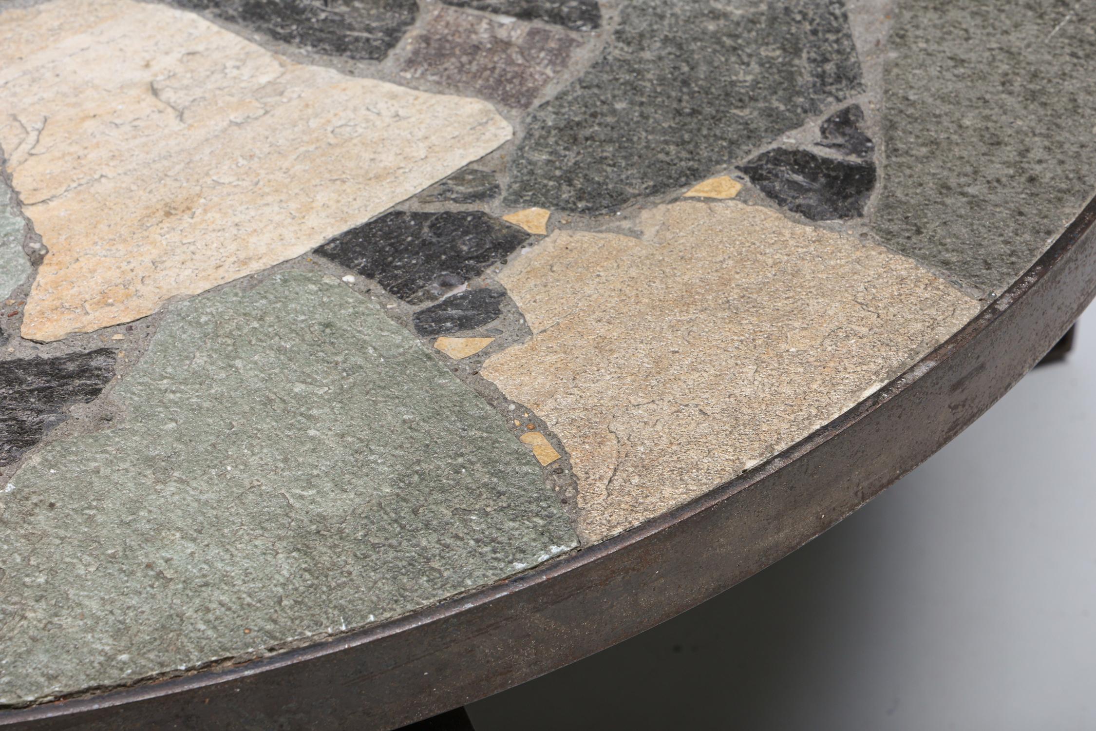 Round Mosaic Stone Coffee Table, Iron Base, Mid-Century Modern, Italy, 1950s 3