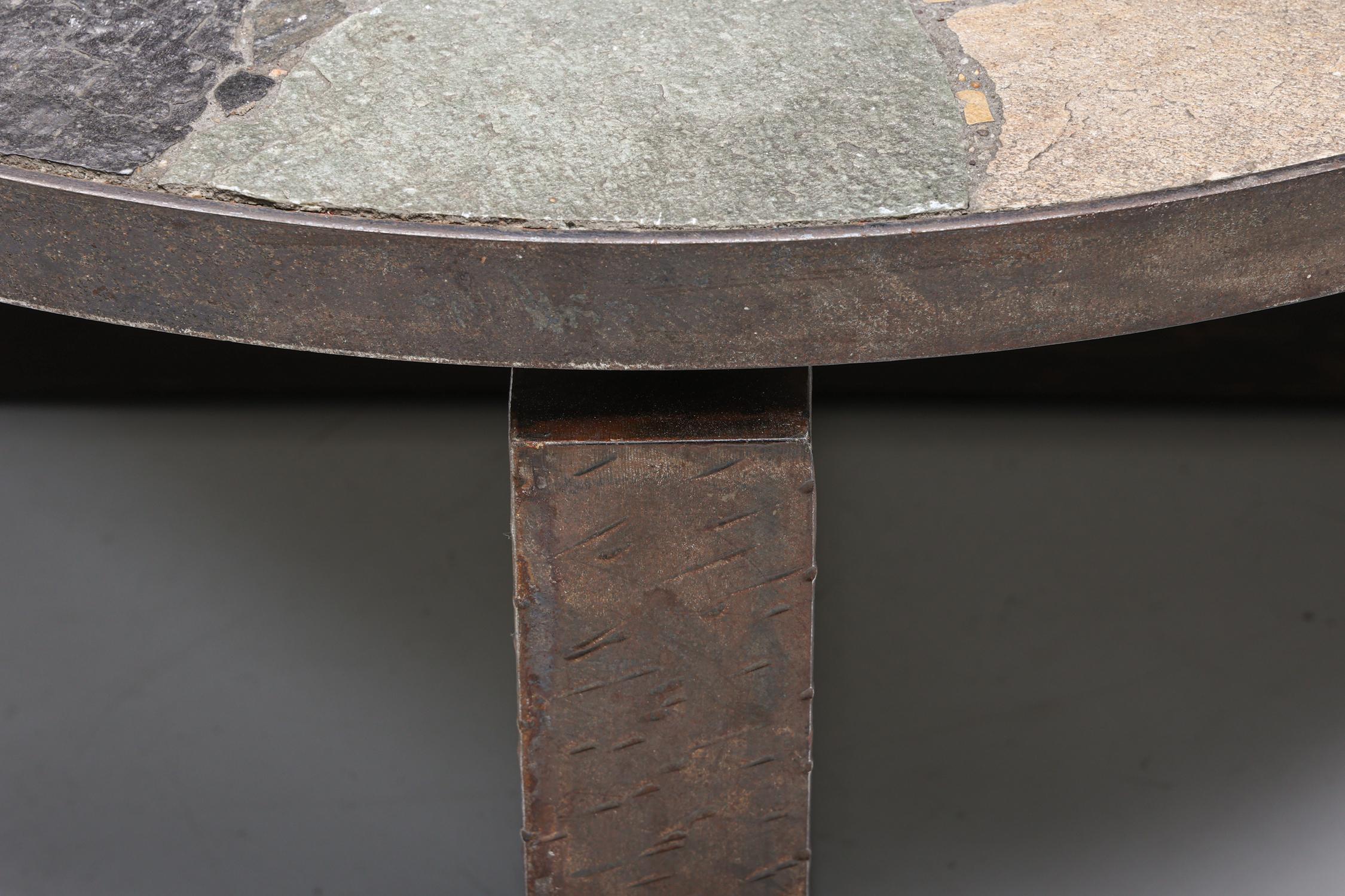 Round Mosaic Stone Coffee Table, Iron Base, Mid-Century Modern, Italy, 1950s 4