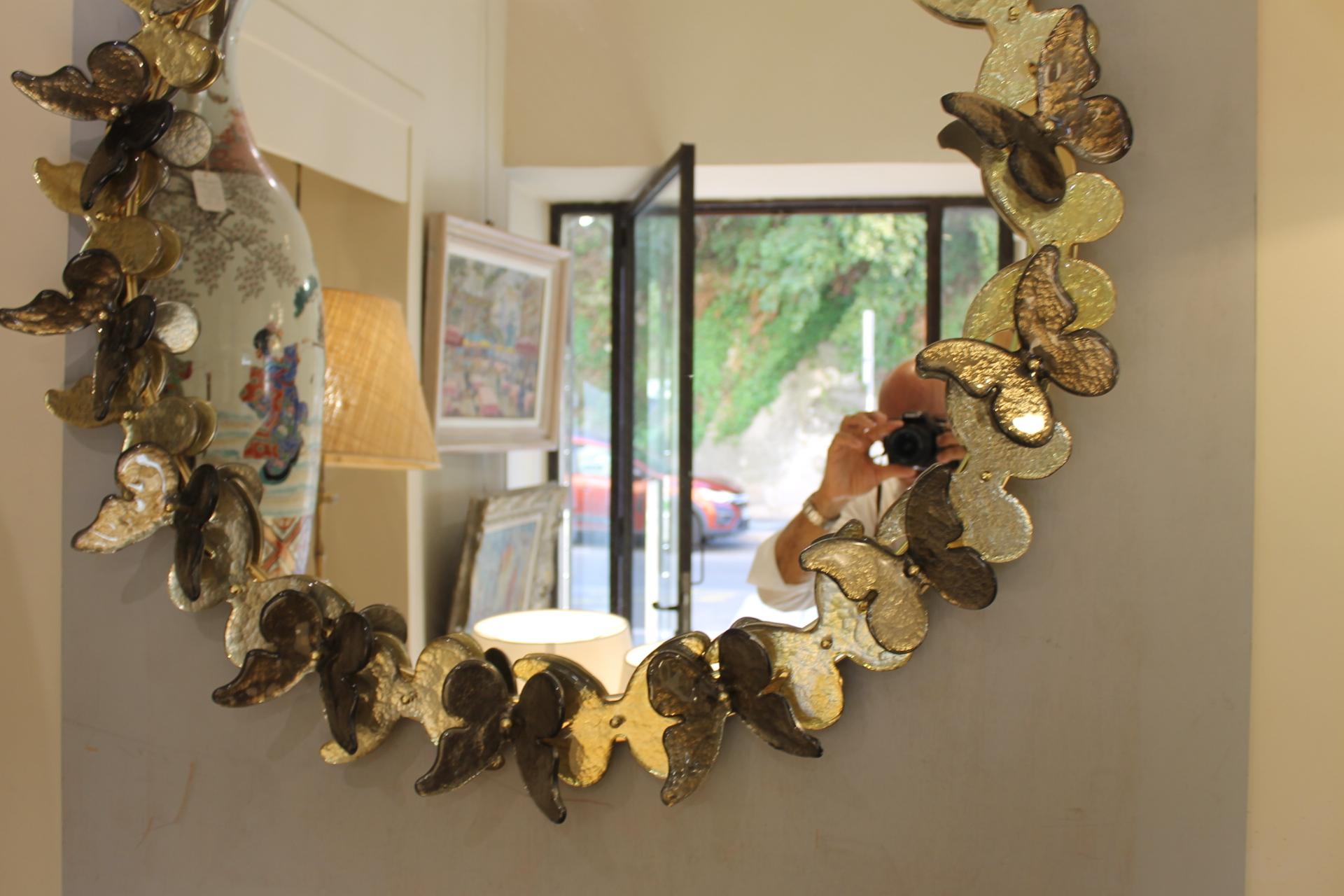 Round Murano mirror (Venice), golden butterflies For Sale 10