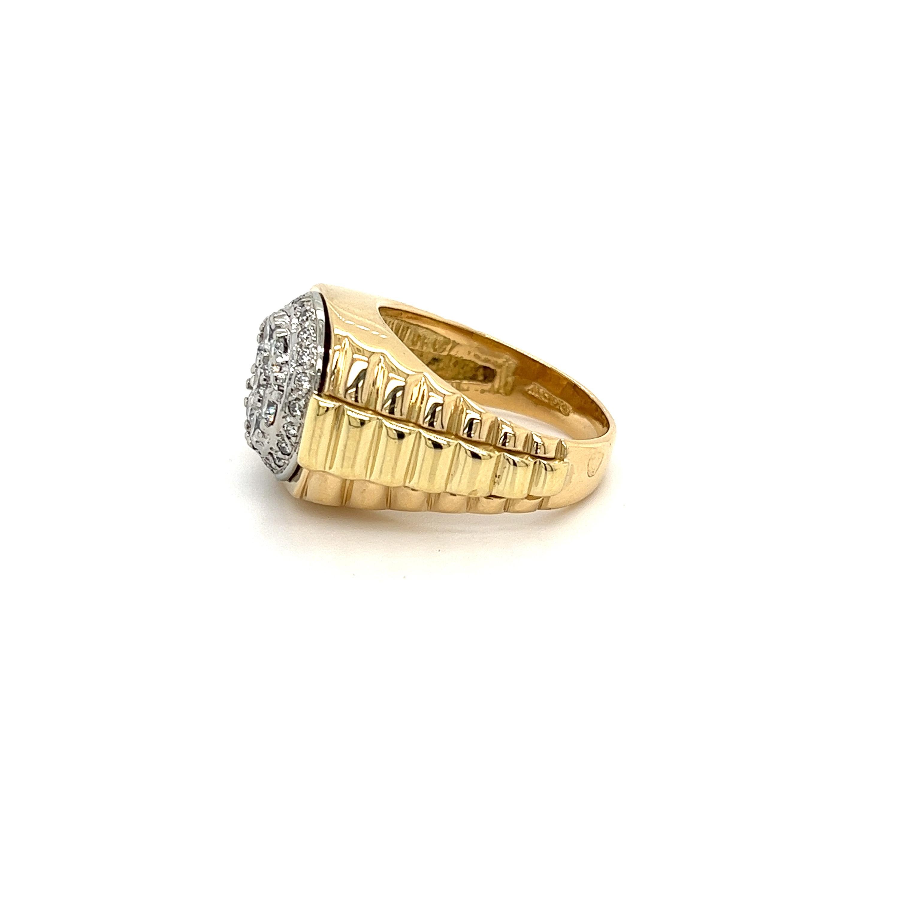 Retro Round Natural Diamond Cluster Mens Ring in 18K Yellow Gold Ribbed Shank