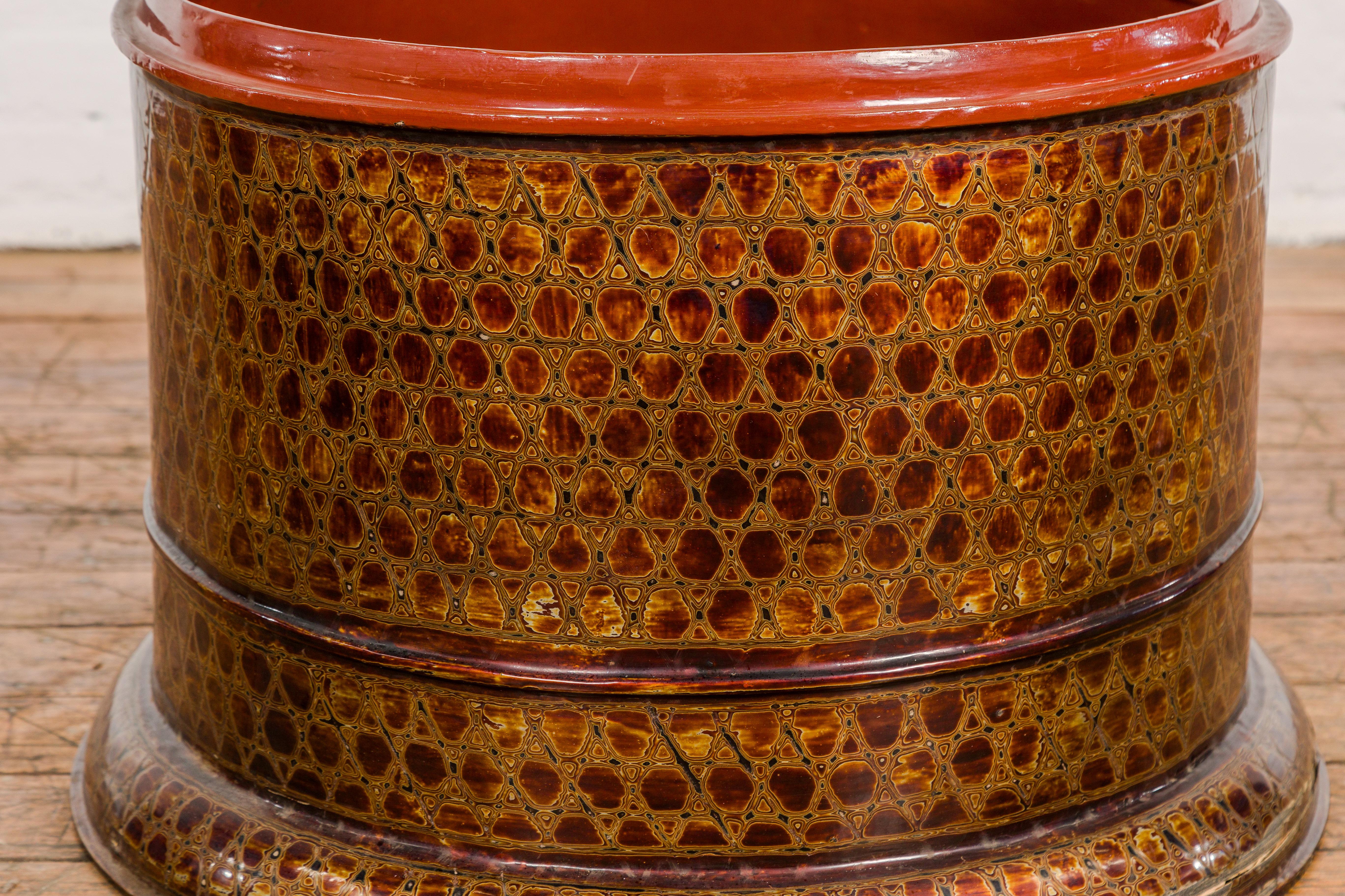 Lacquered Round Negora Lacquer Storage Bin with Snakeskin Patterns For Sale