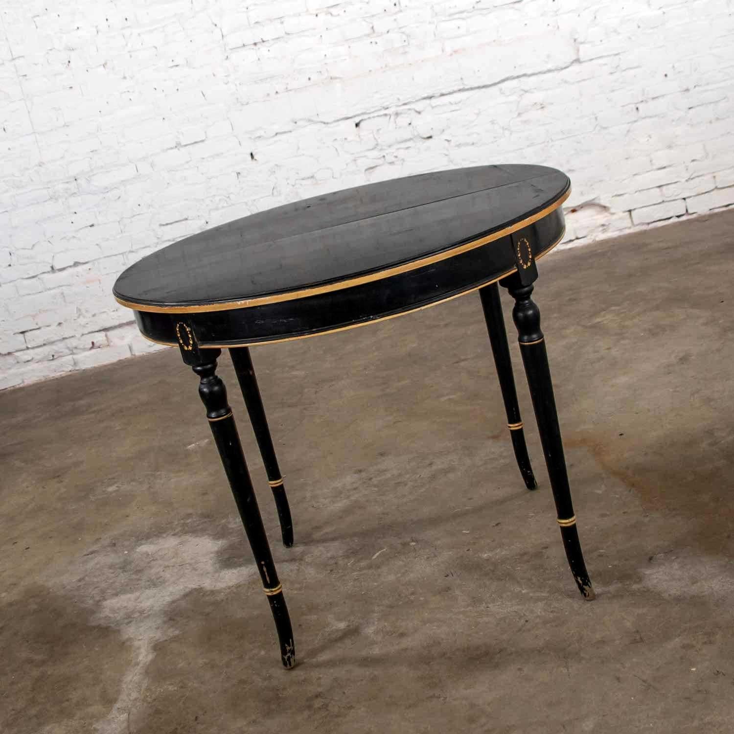 Unknown Round Neoclassical Dining Table Center Table Black Age-Distressed Finish w/ Gold