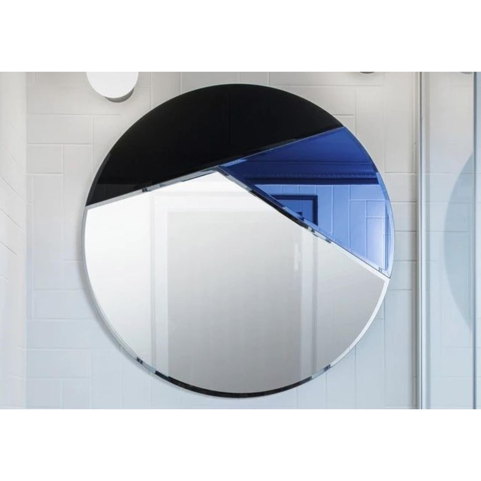 Round Nouveau 80 Mirror 
Dimensions: Ø 80 x 1.2 cm
Material: 4 mm faceted mirror on black painted MDF
Weight: 9 kg


The Nouveau round mirror series unites elegance with simplicity and is characterized by its geometric colour detailing. The