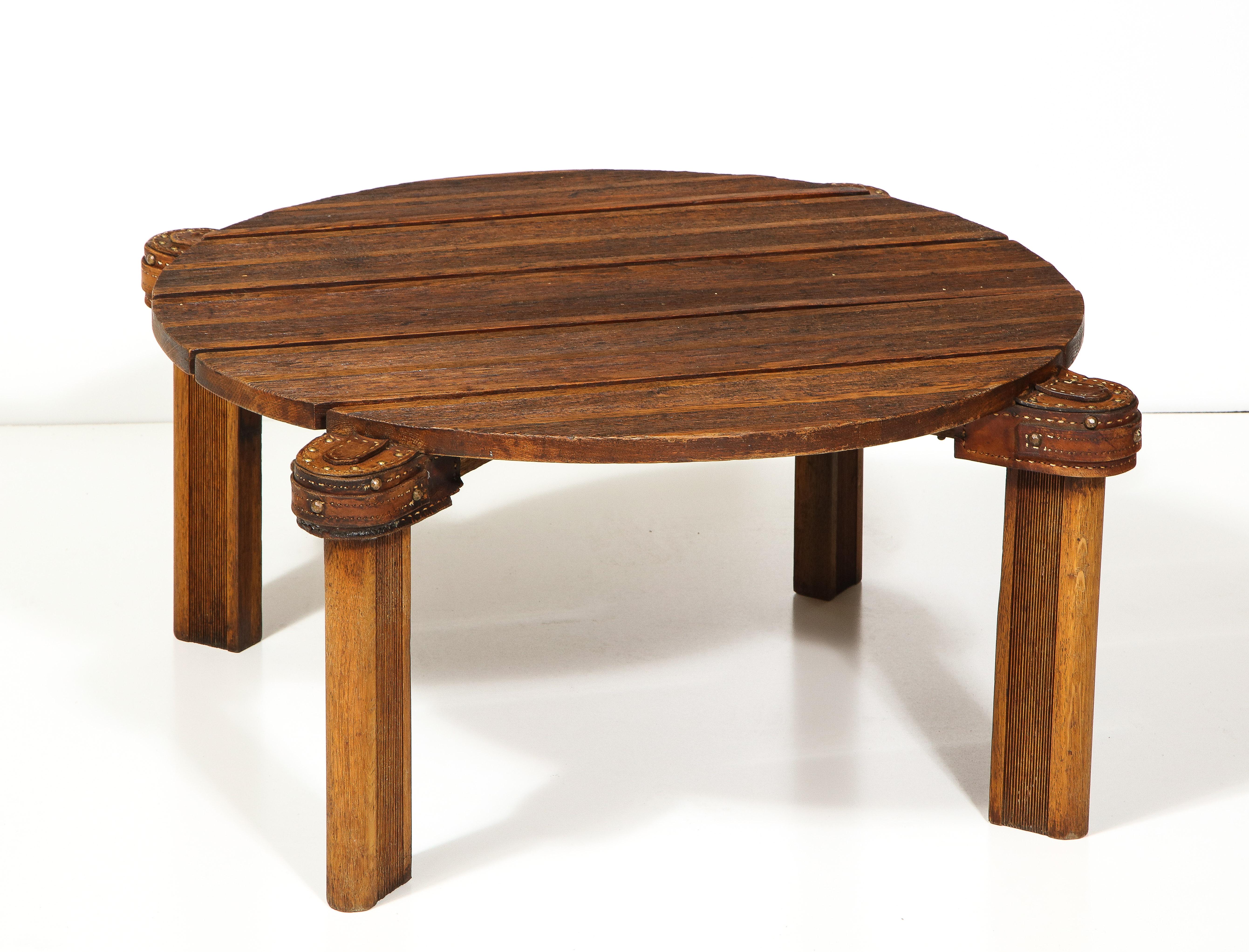 Round Oak and Leather Coffee Table by Jacques Adnet, France, c. Mid-20th Century For Sale 8