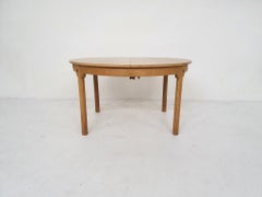 Round oak extendable dining table by Borge Mogensen for Karl Andersson, Denmark