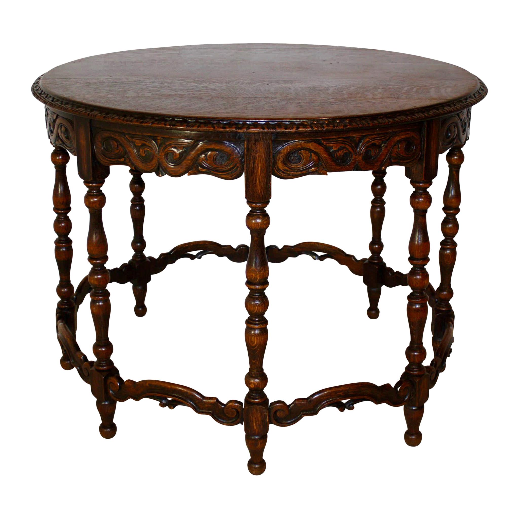 Round Oak Table, circa 1900 For Sale