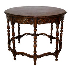 Table ronde sculptée en Oak, circa 1900