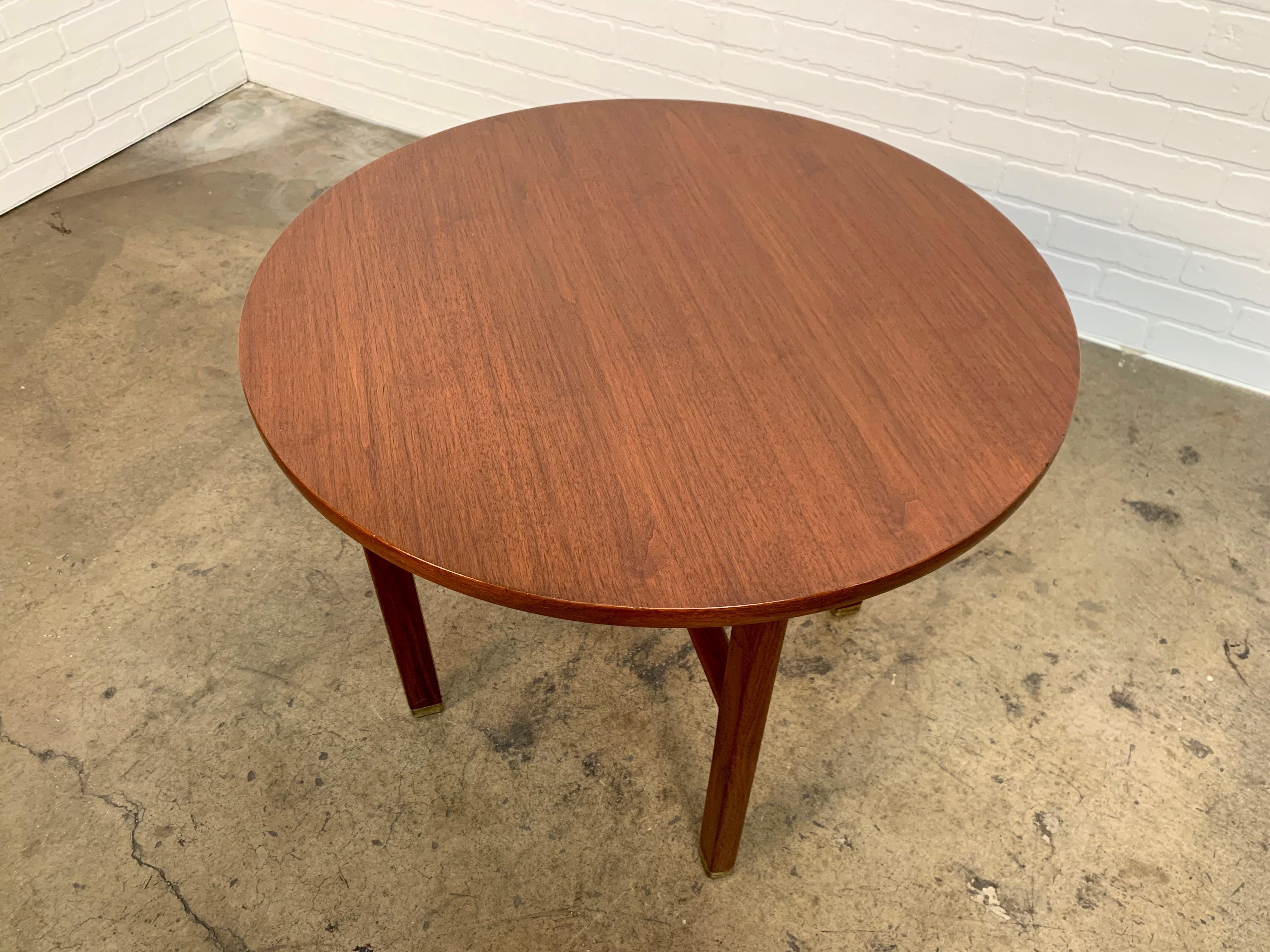 Round Occasional Table by Edward Wormley for Dunbar 4