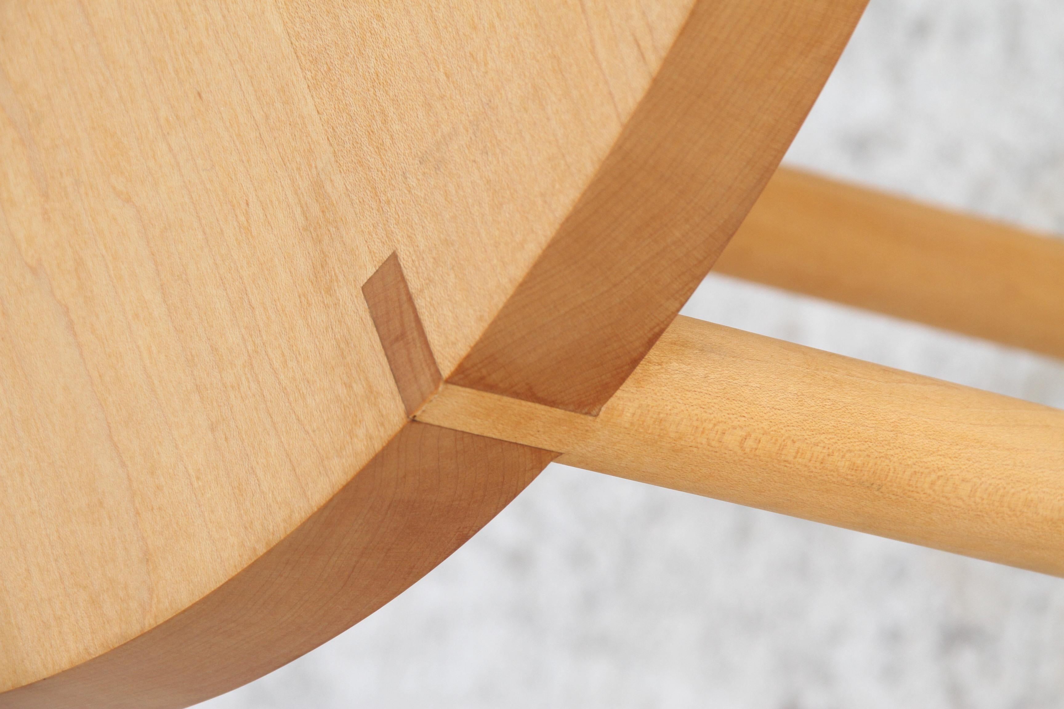 Round Occasional Table By Richard Meier In Good Condition For Sale In Pasadena, TX