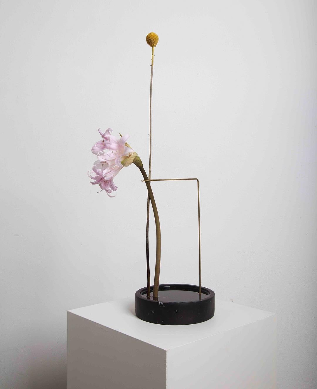 Contemporary Round Onyx Posture Marble Vase, Carl Kleiner